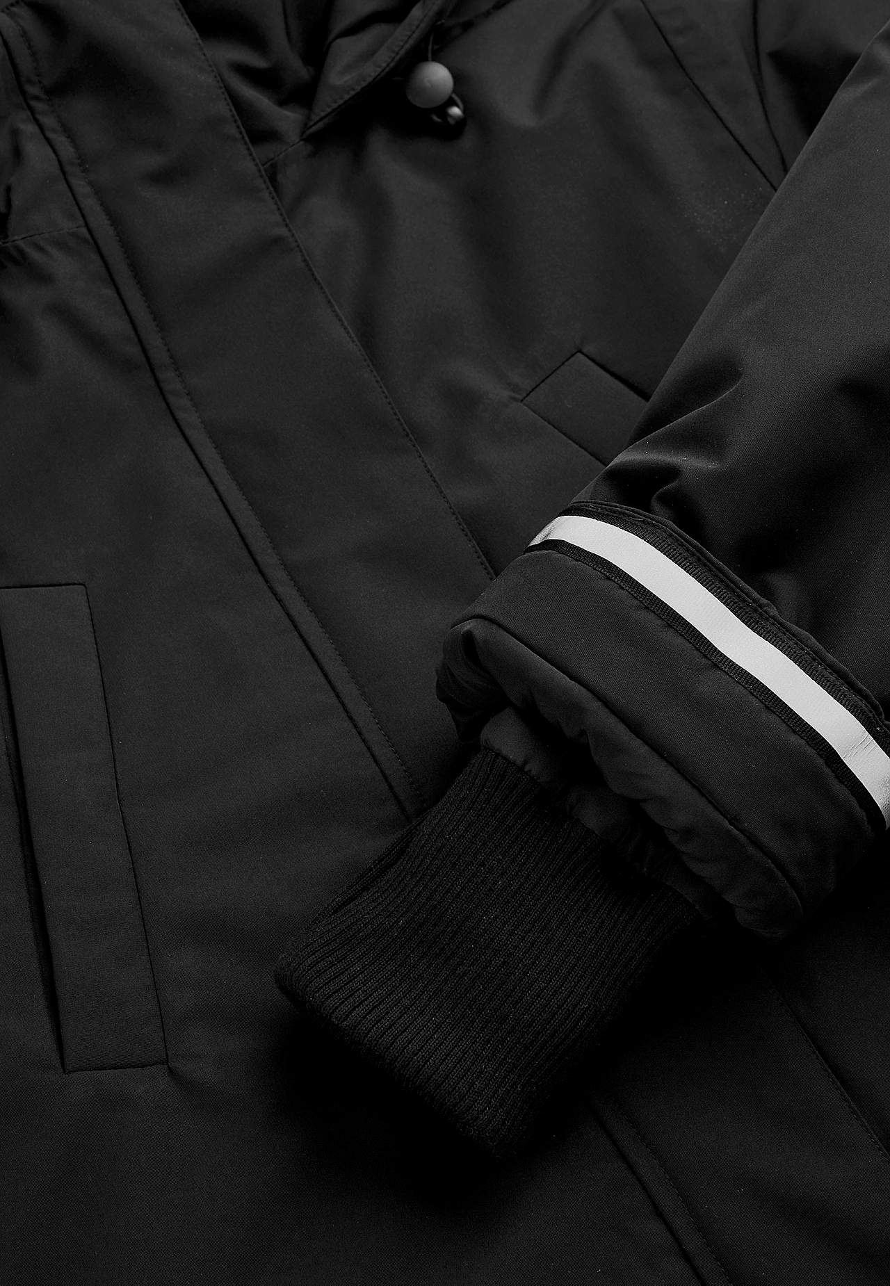 Funktsionaalne sooja voodriga parka