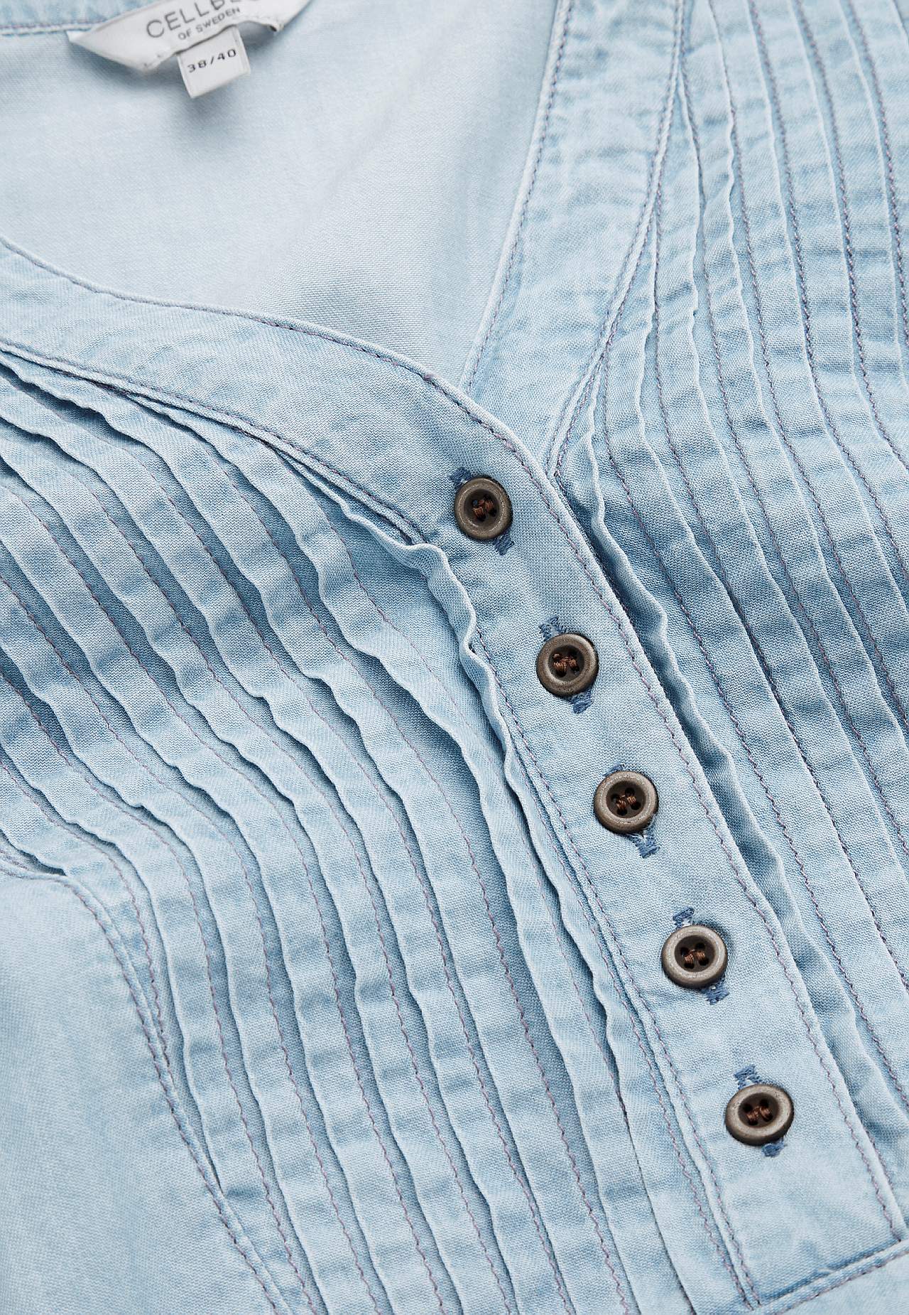 Avaralõikeline teksakleit