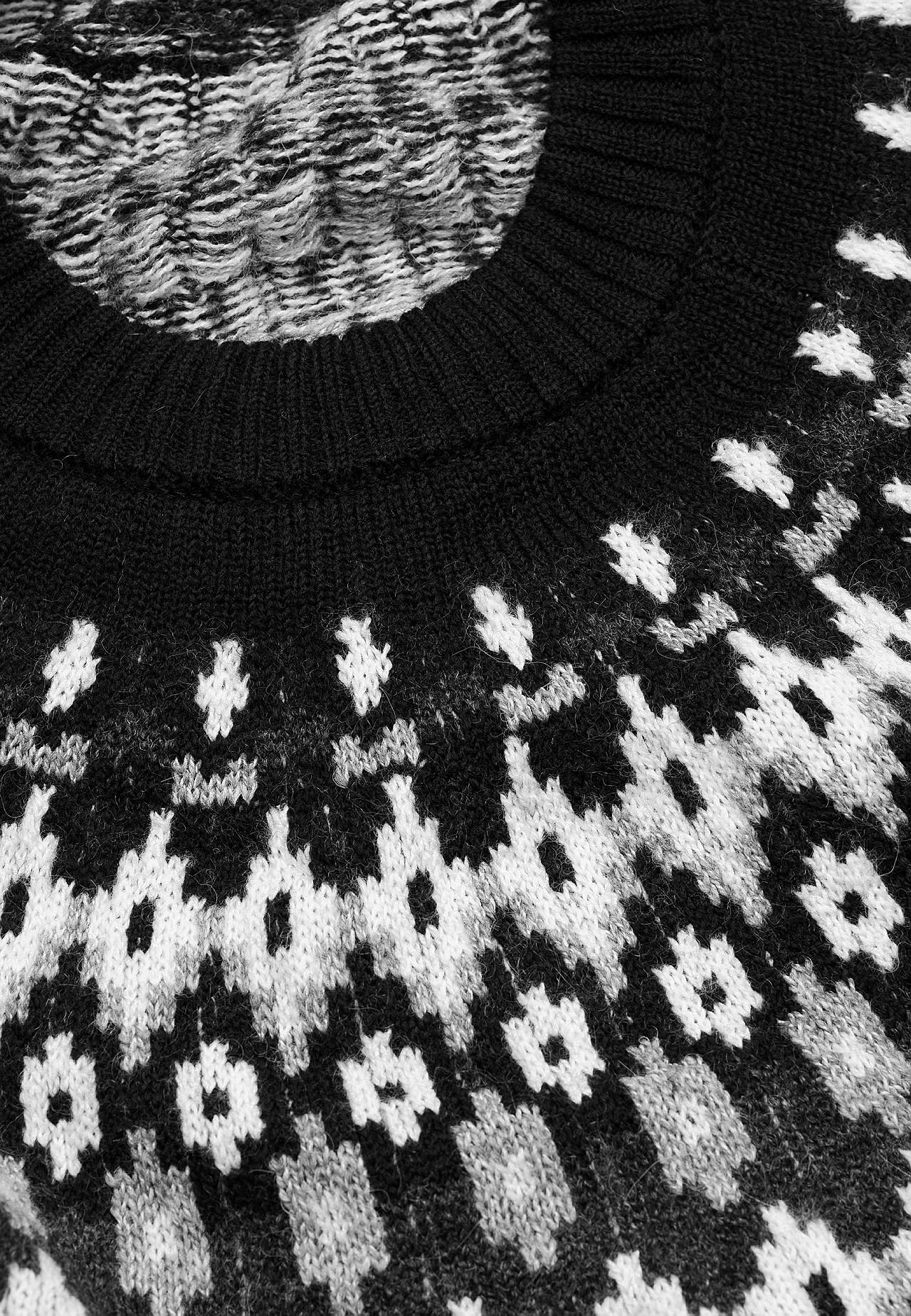 Žakaarmustriline pullover