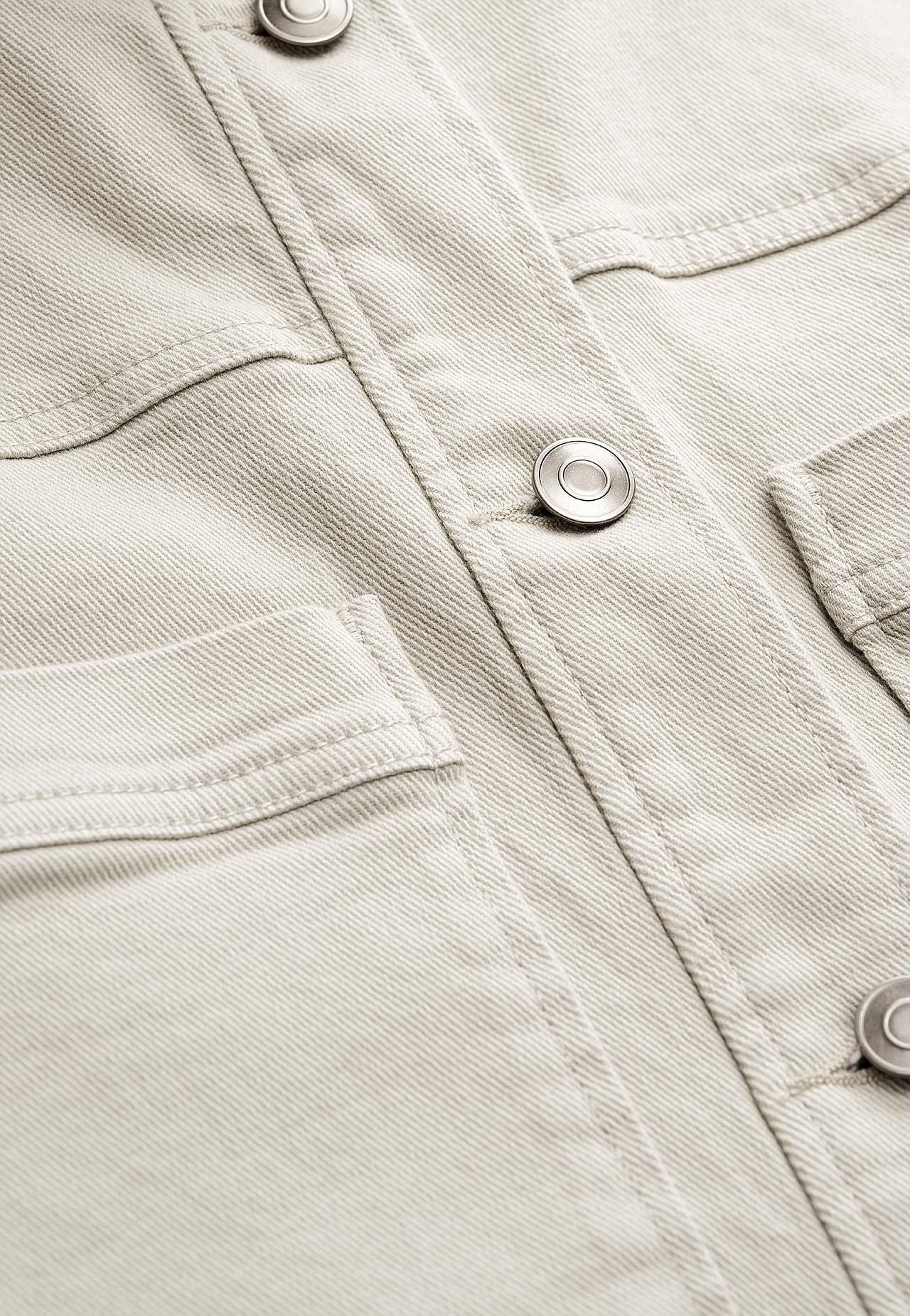 Elastsest materjalist teksajakk