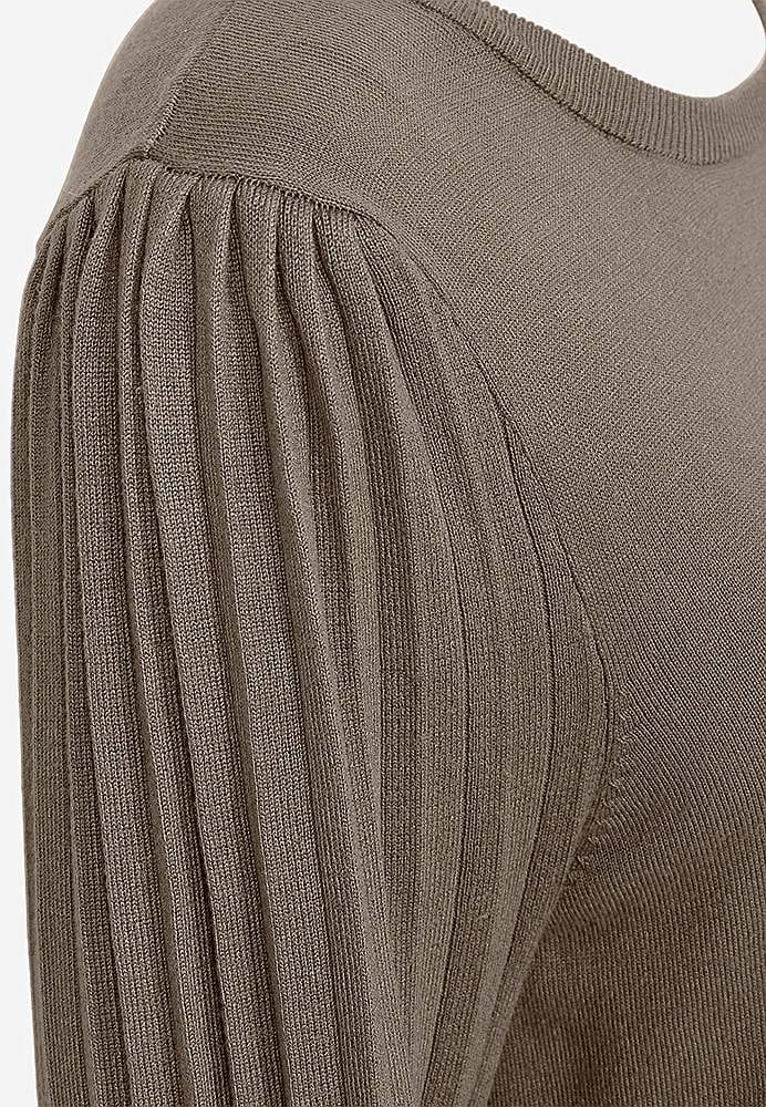 Plisseeritud varrukatega peenkoes kleit