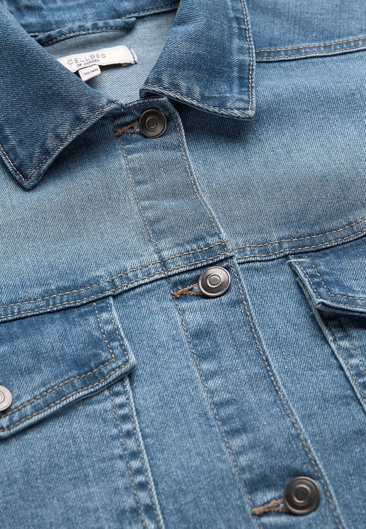 Pikk elastne teksajakk