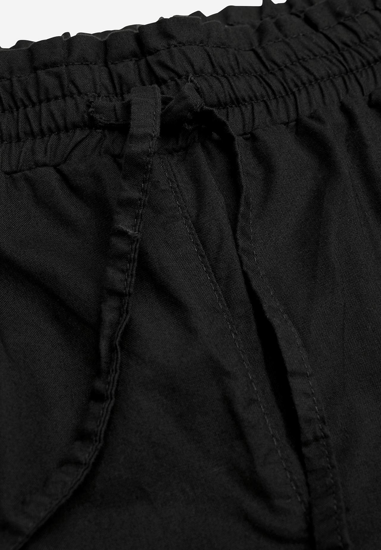 Läbipestud puuvillakangast lühikesed püksid