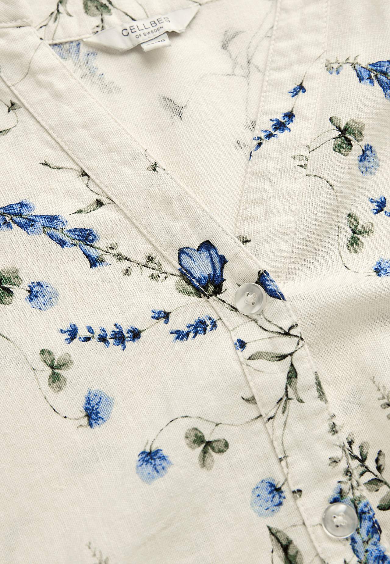 Lilleline linane tuunika