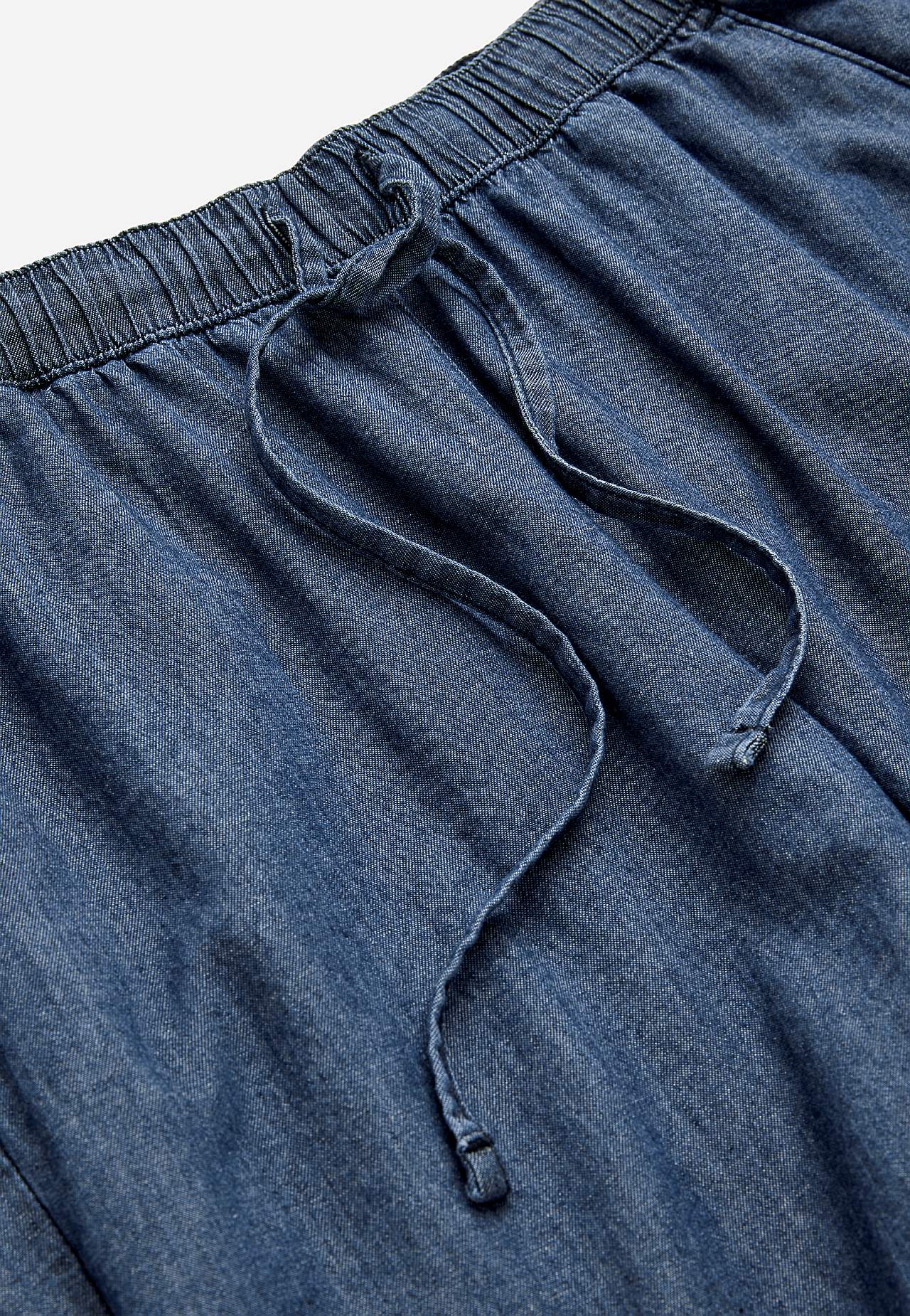 Pehmest, õhulisest denimkangast Culotte-lõikega püksid