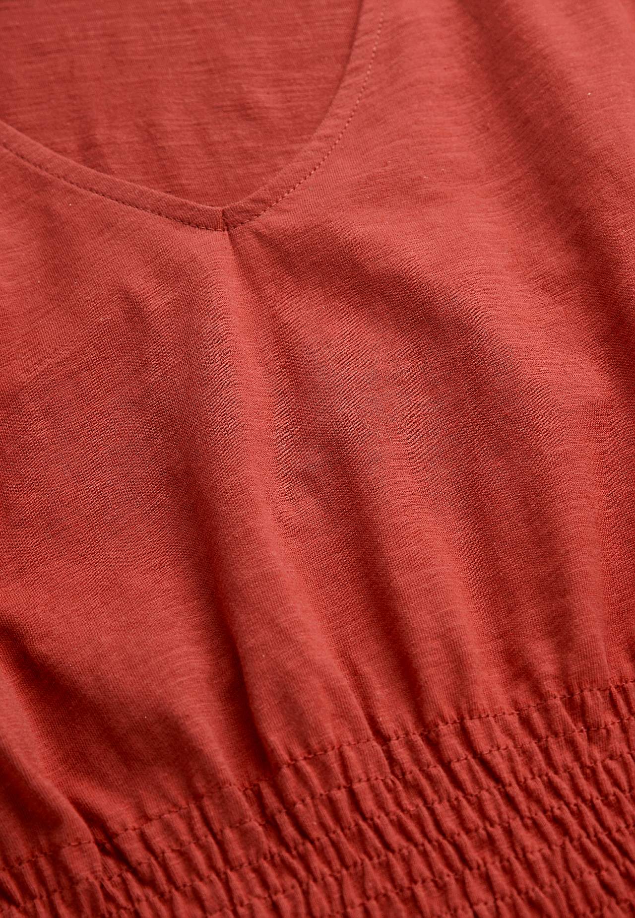 Trikotaažkleit kroogetega