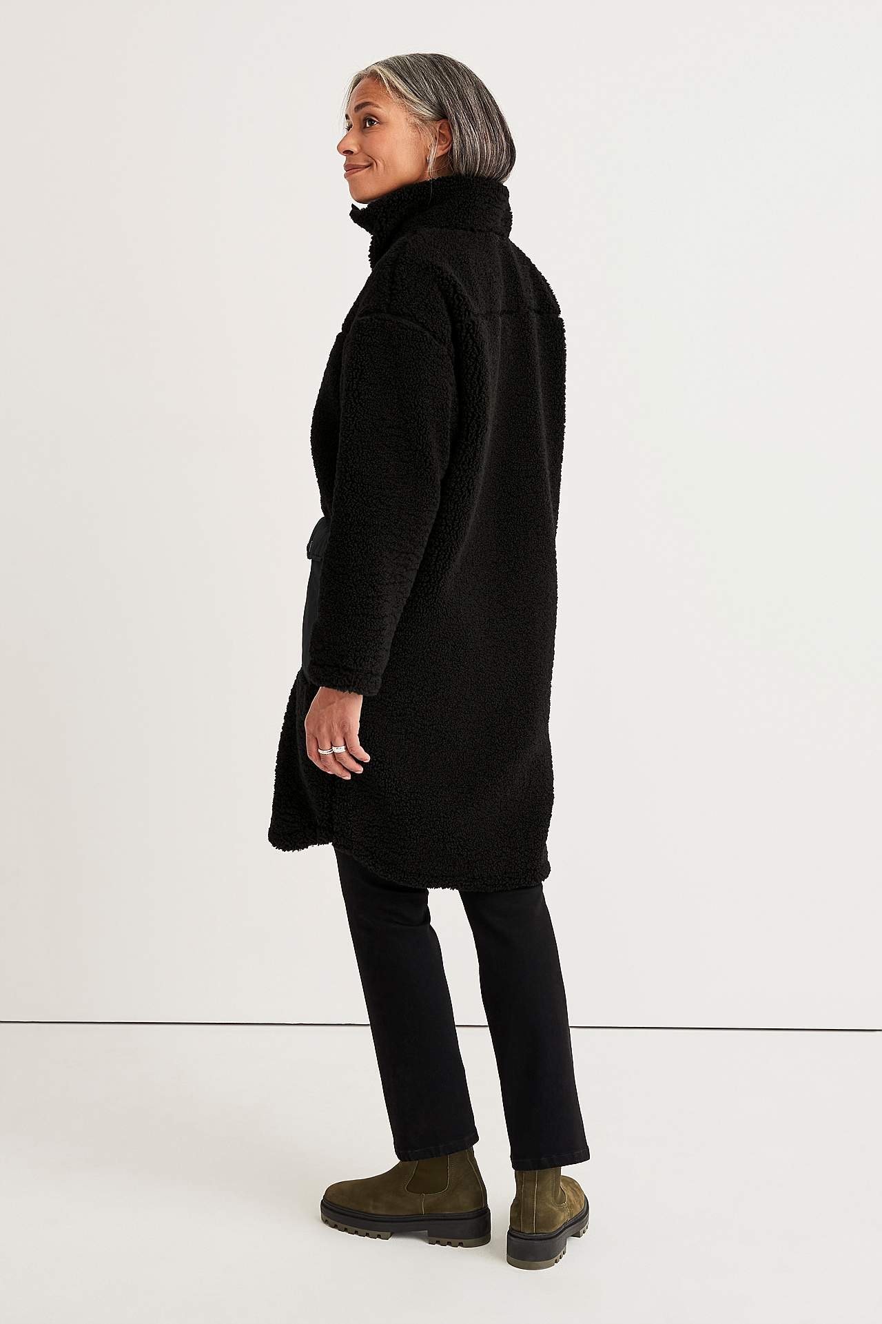 Sirgelõikelised elastsest kangast püksid