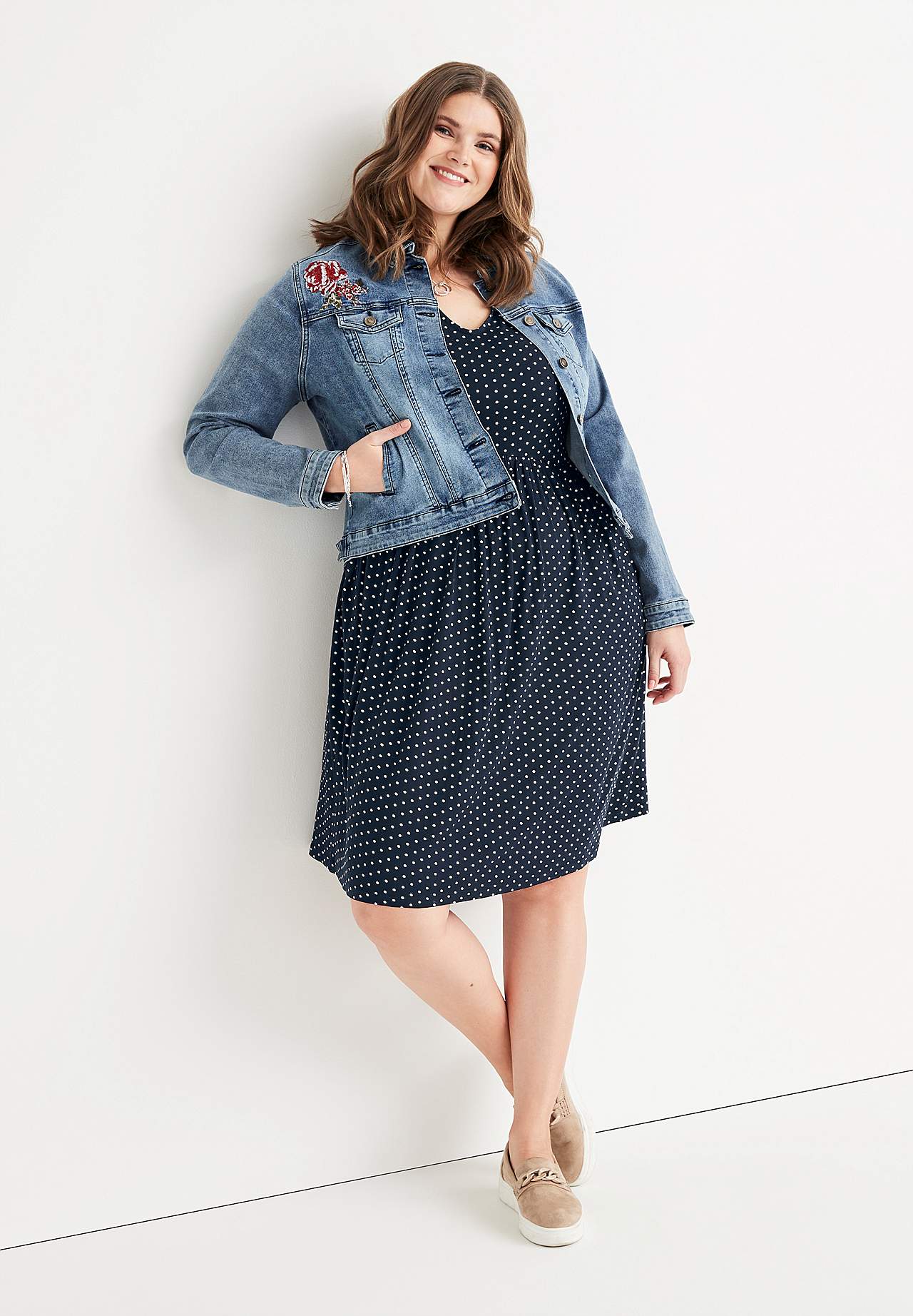 Mustriline trikotaažkleit