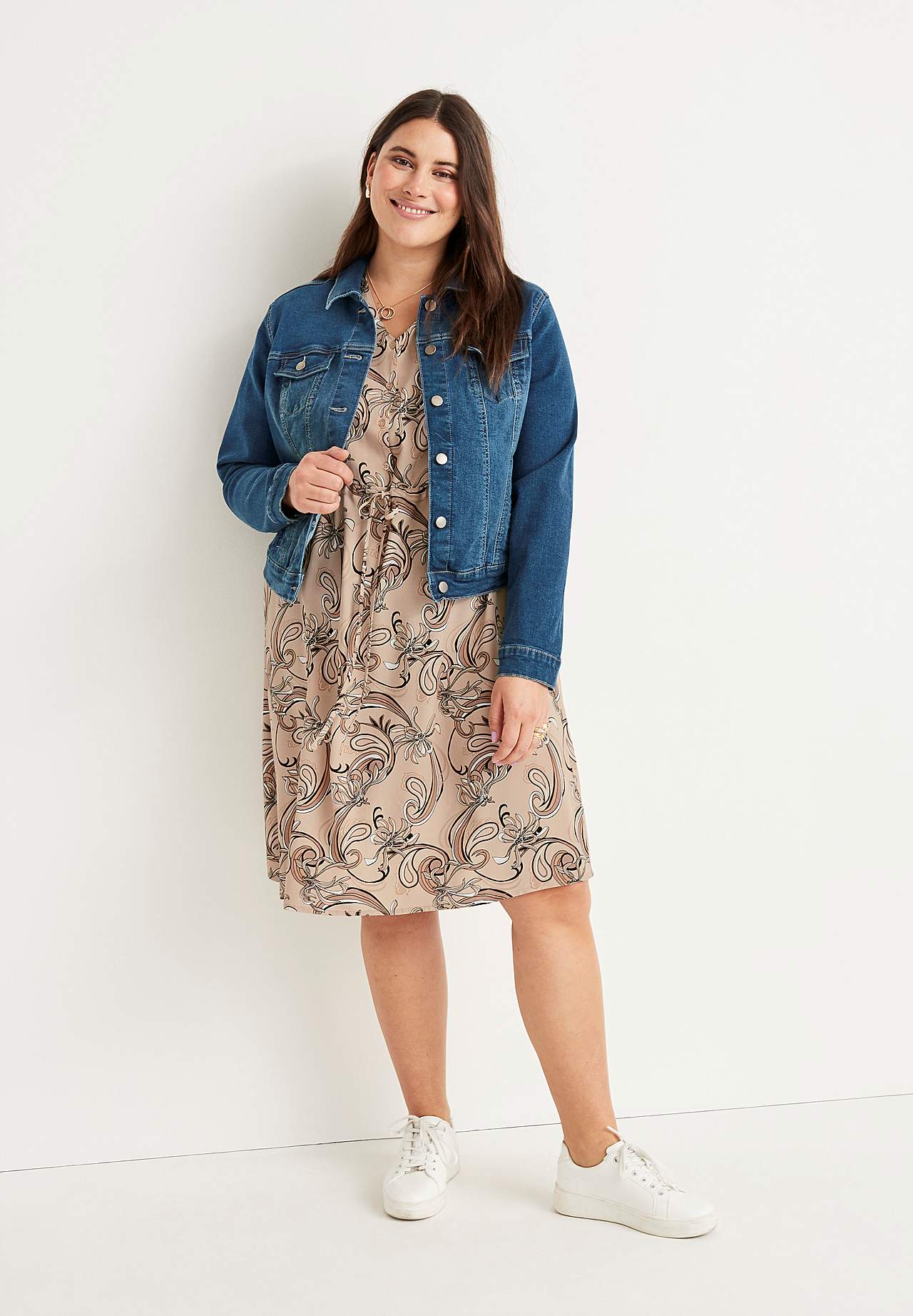 Lühikeste varrukatega kirju viskookleit