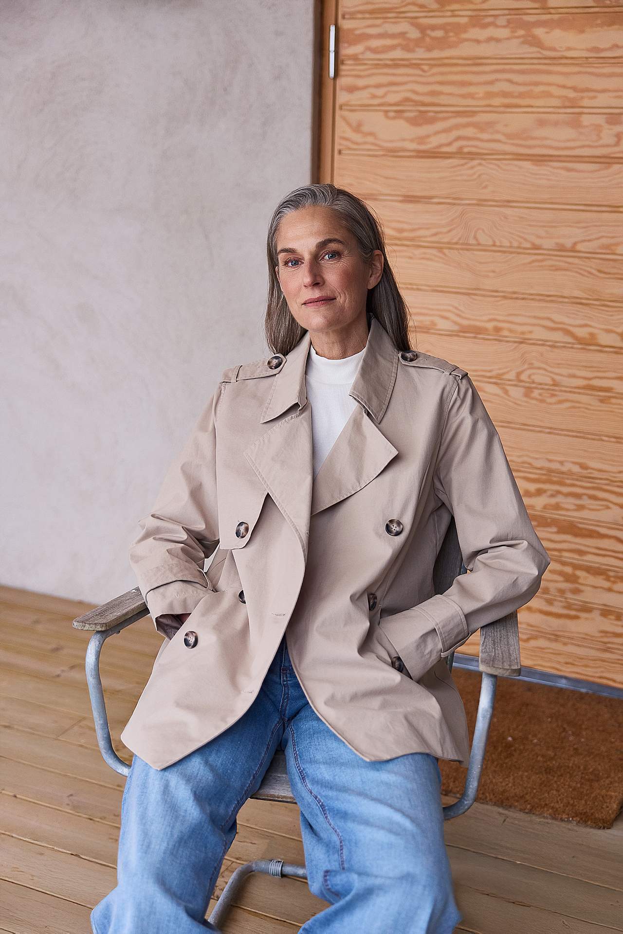 Lühike trentšmantel