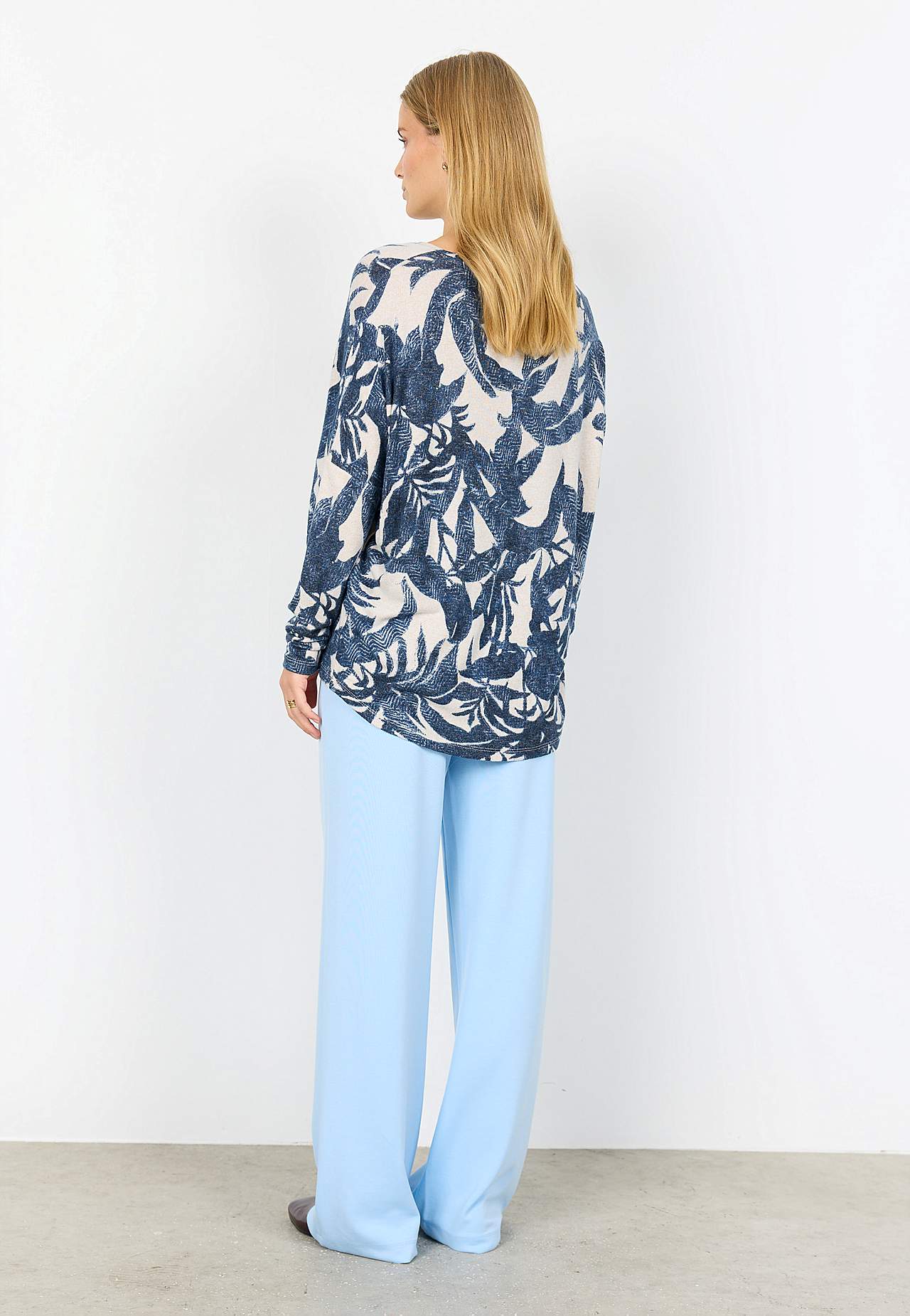 Ülipehme mustriline trikotaažtopp