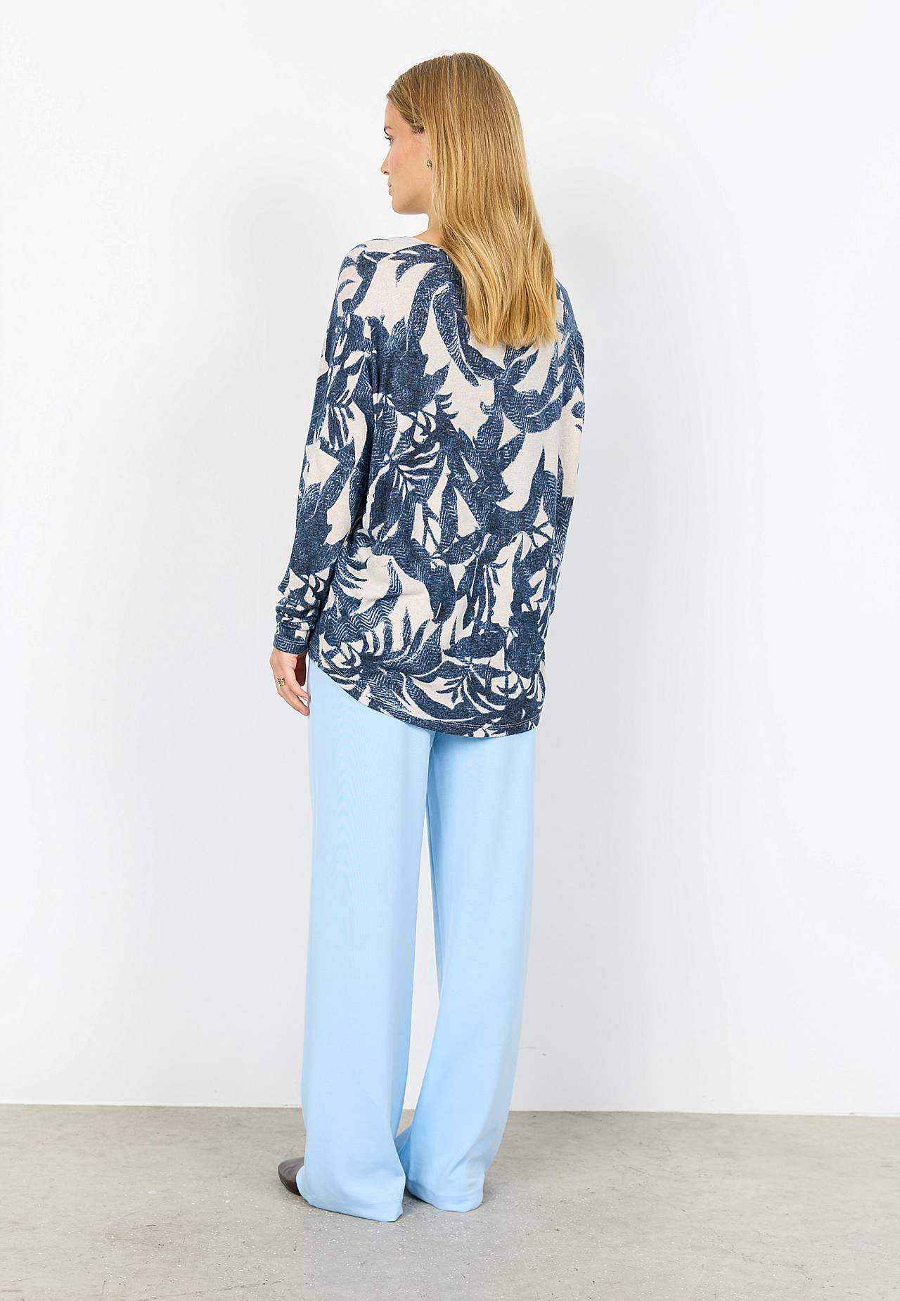 Ülipehme mustriline trikotaažtopp