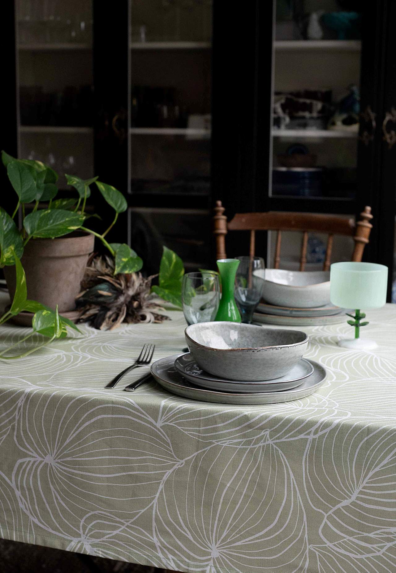 Lehemustriga laudlina