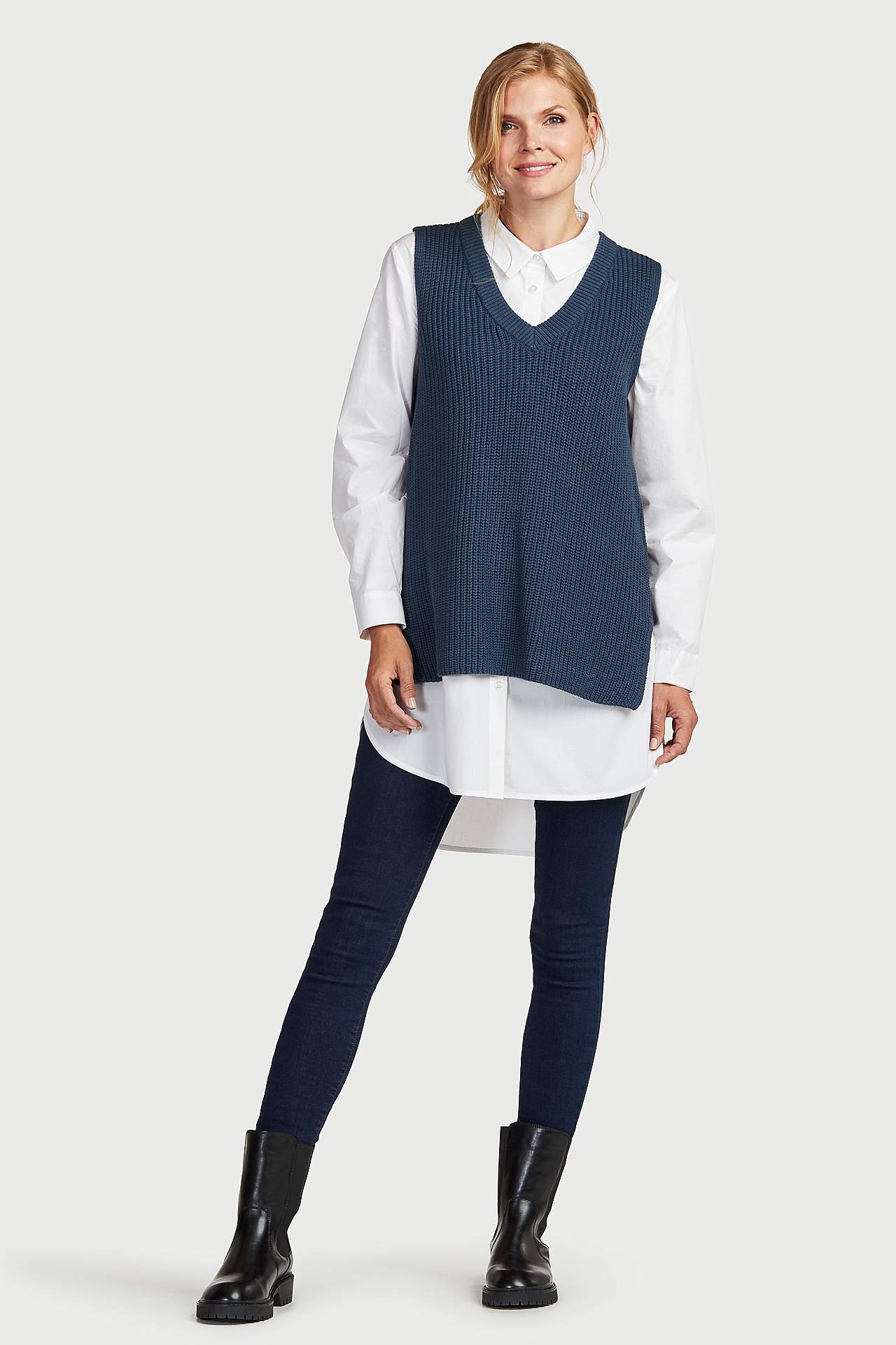 Alt laienevad teksapüksid