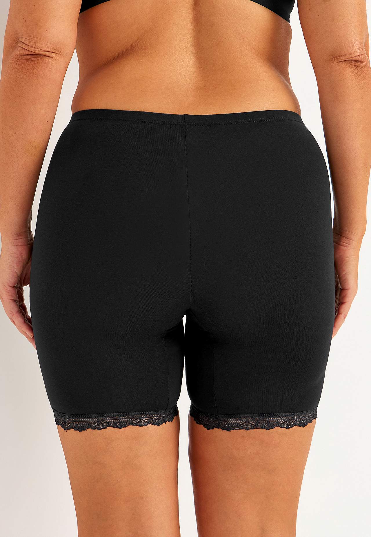 Pikemate säärtega puuvillased aluspüksid 3 tk pakis