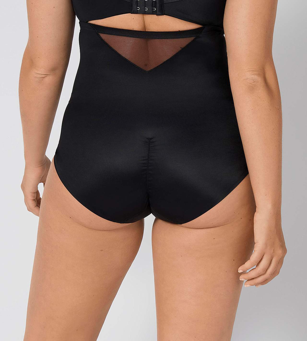 Vormivad aluspüksid True Shape Sensation