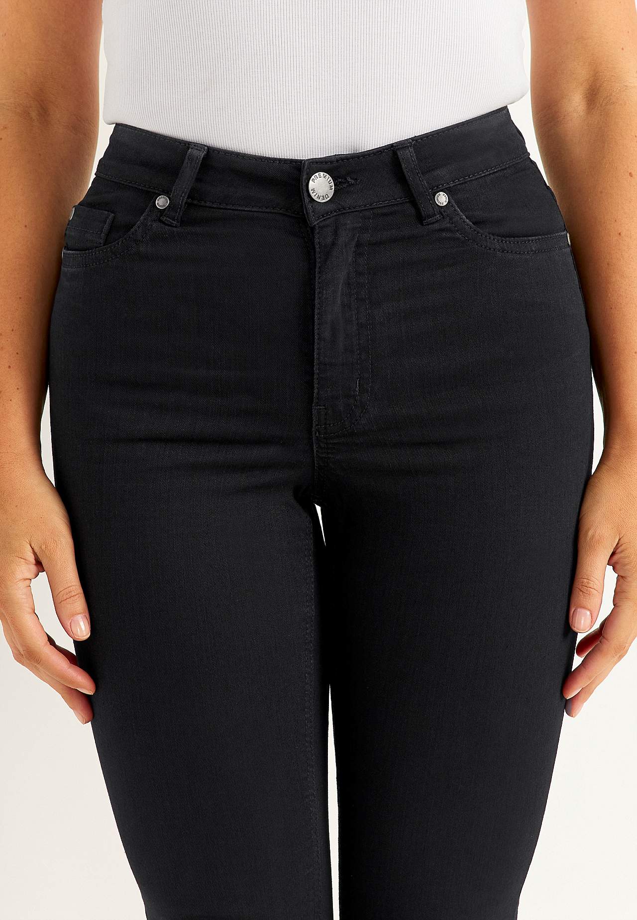 Ülielastsest kangast teksad Ella