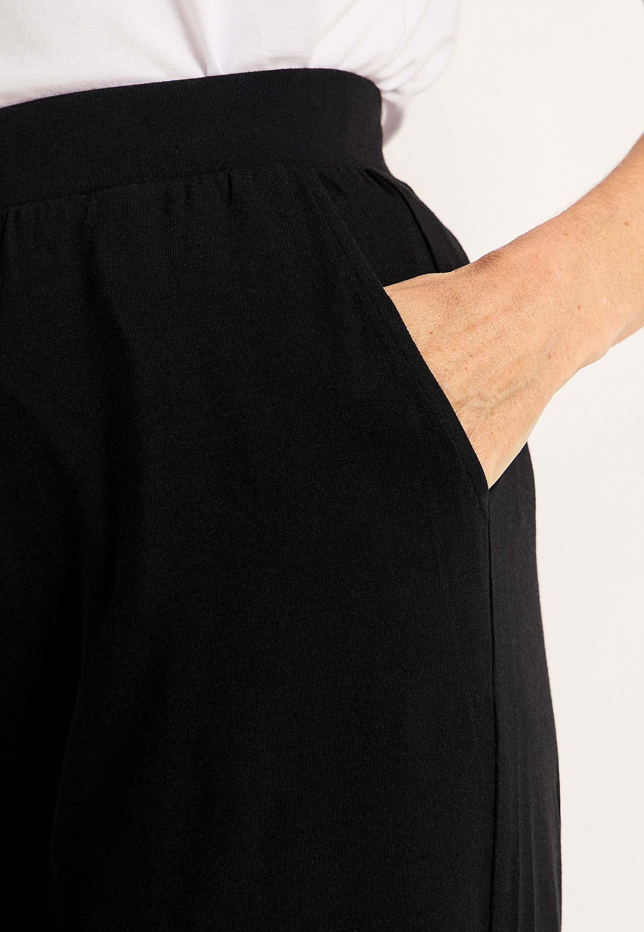 Pehmest puuvilla ja modaalsegu kangast Culotte-püksid 