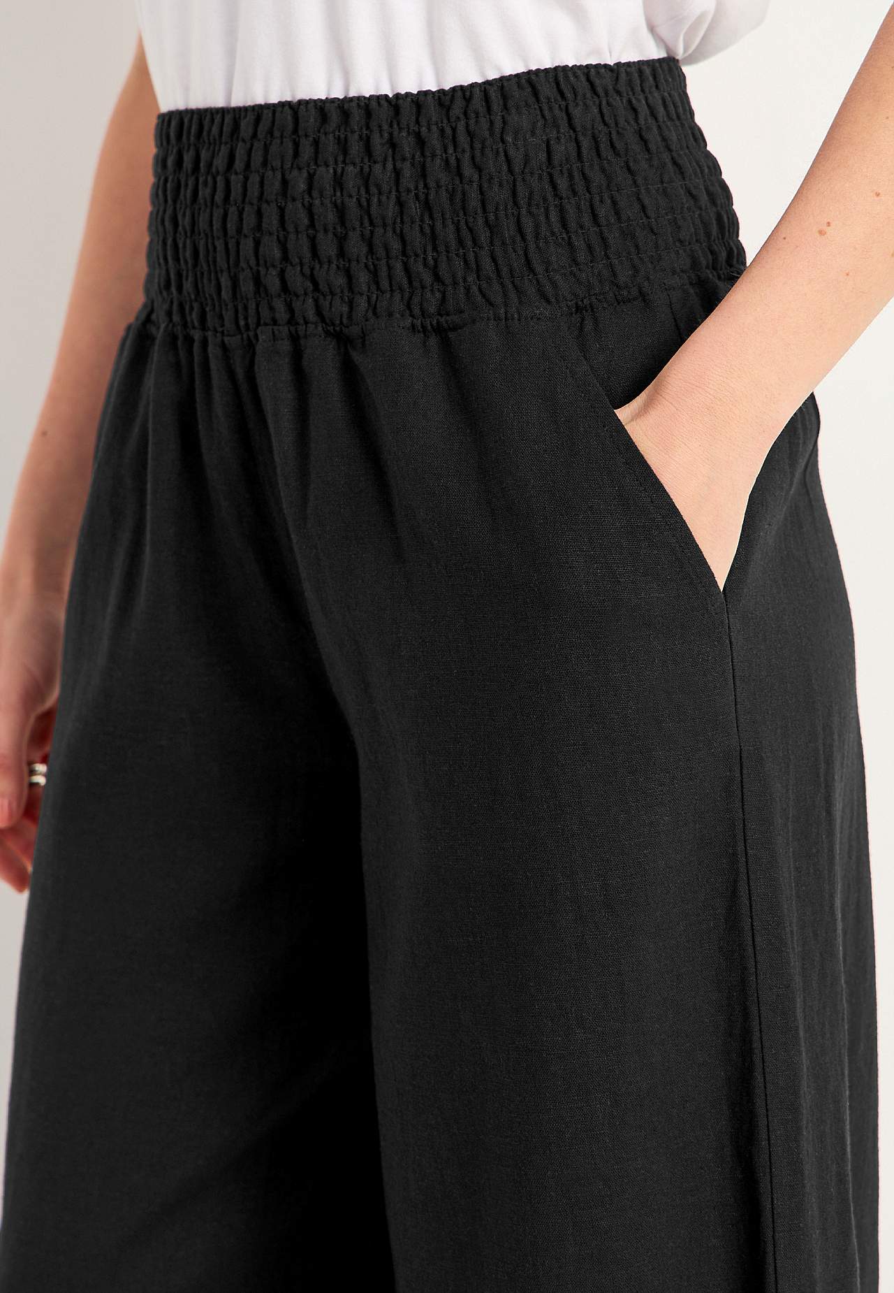 Linased Culotte-lõikega püksid Lisette