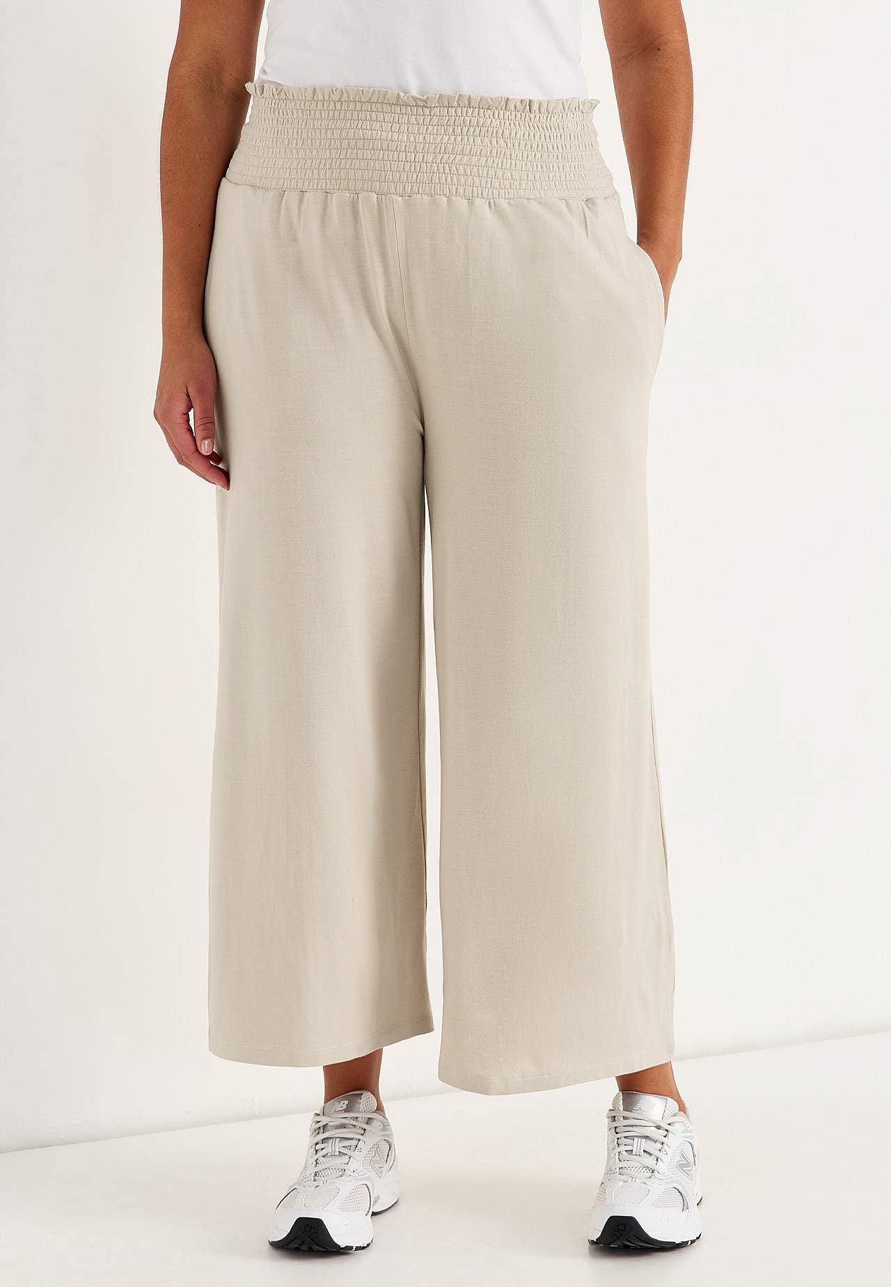 Elastse vöökohaga trikotaažpüksid Liv