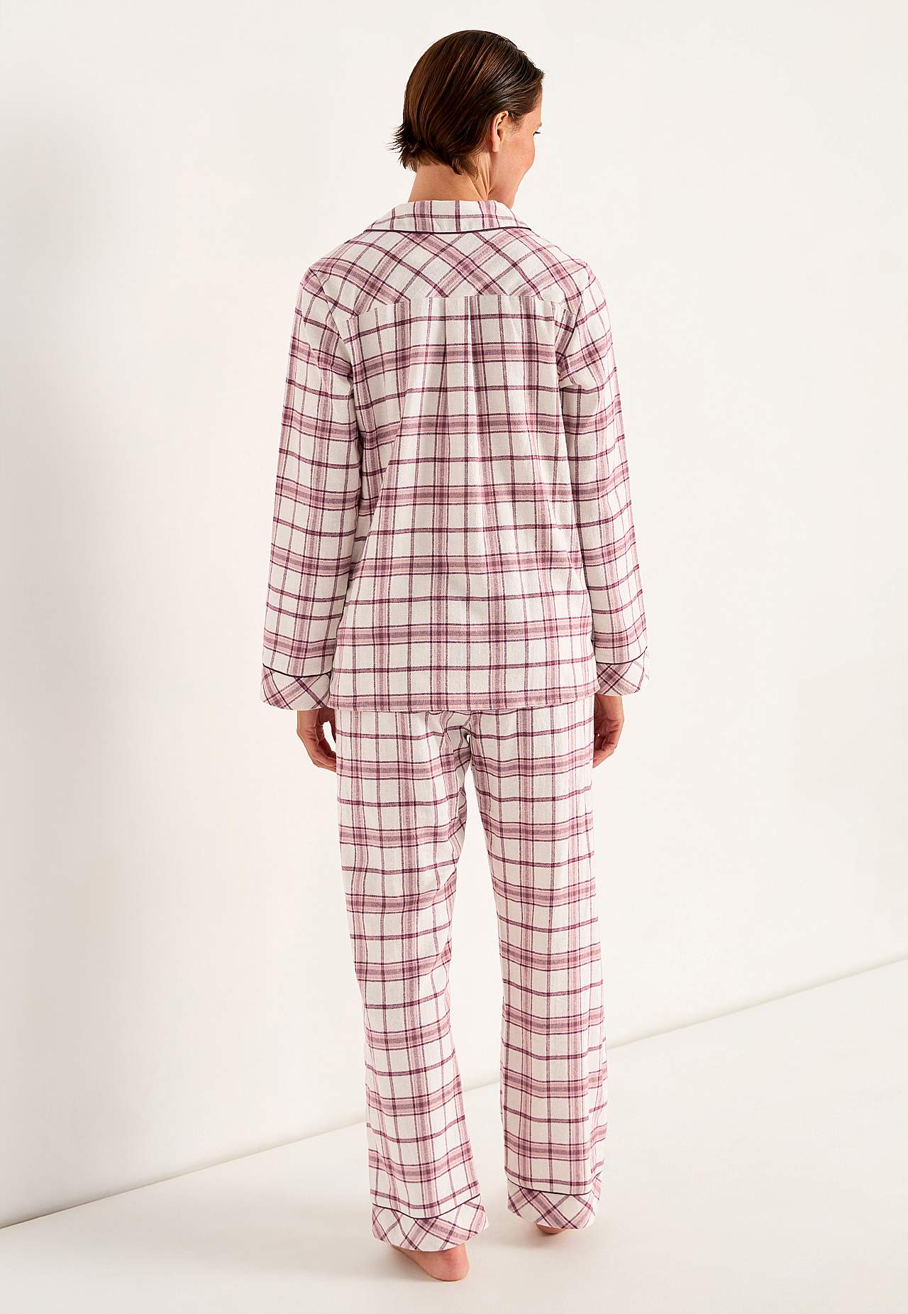 Ruudulisest flanellist pidžaama