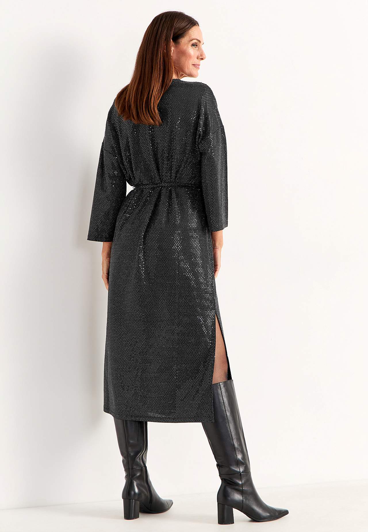 Litritega  pidulik kleit