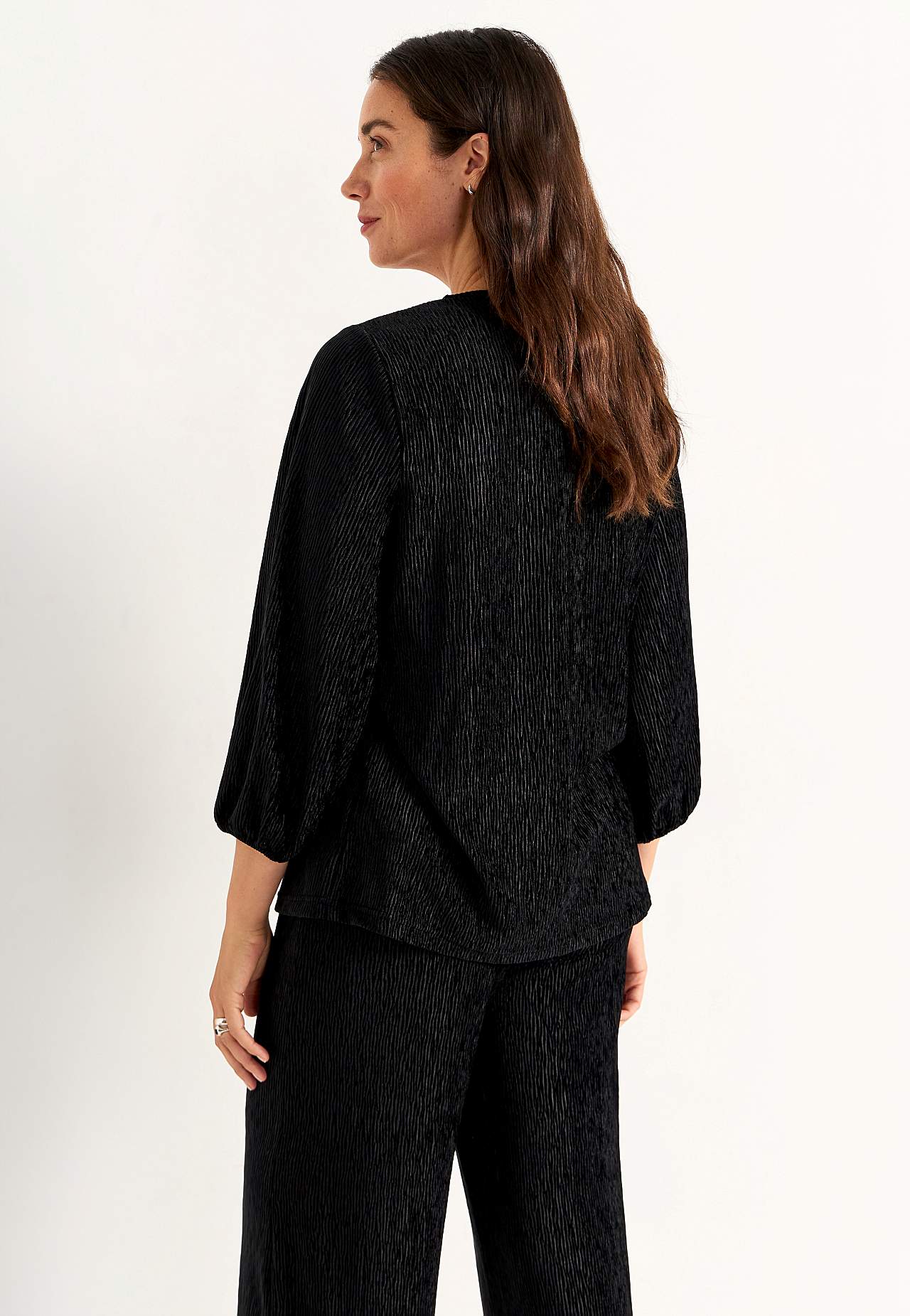 Pidulik sametist topp