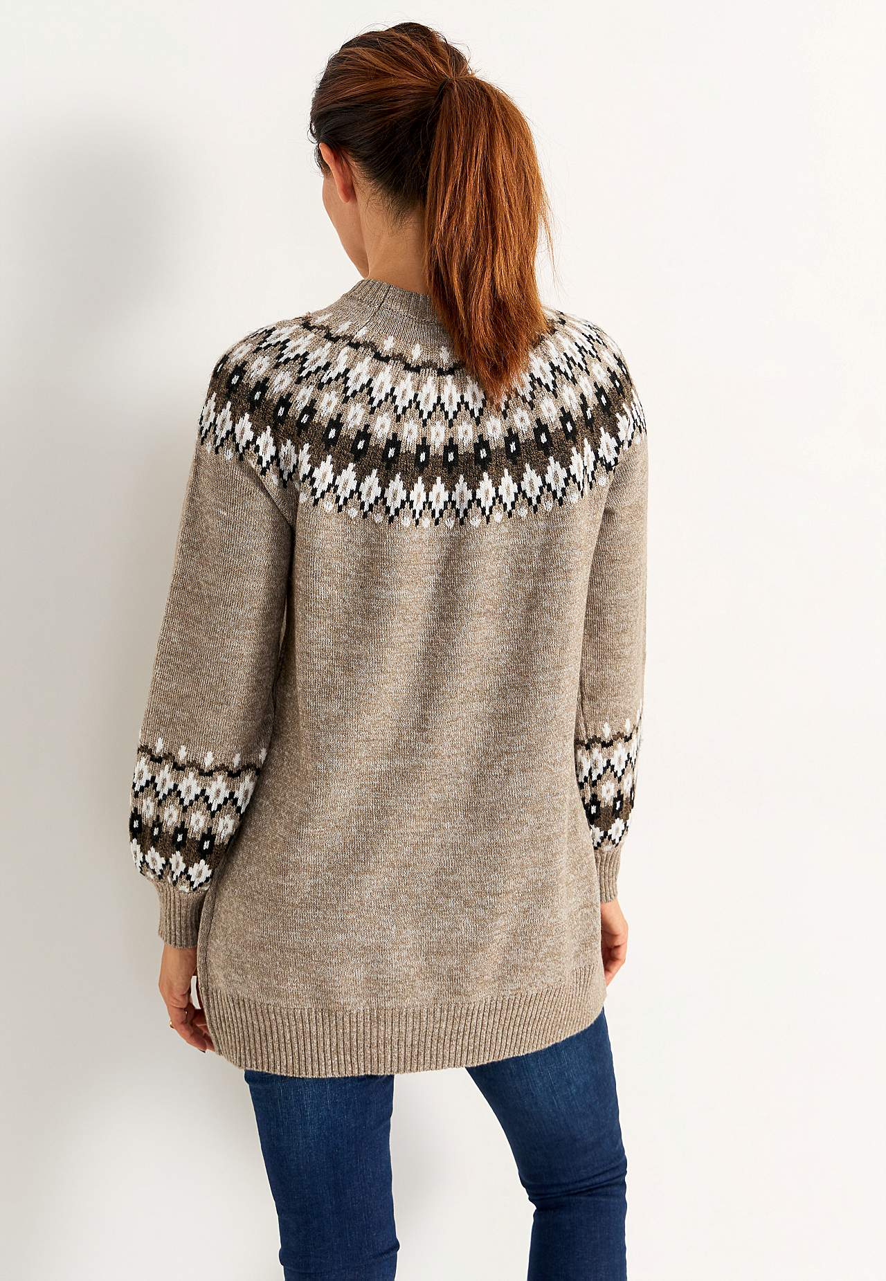 Žakaarmustriline pullover
