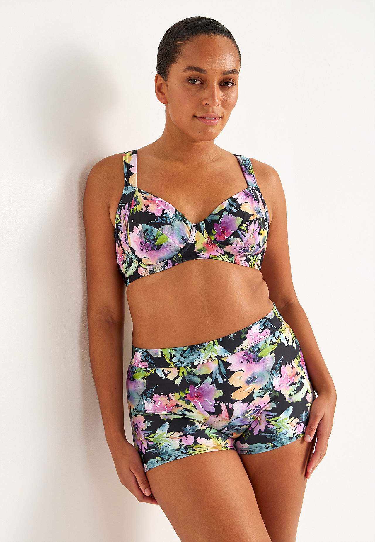 Polsterduseta bikiinirinnahoidja