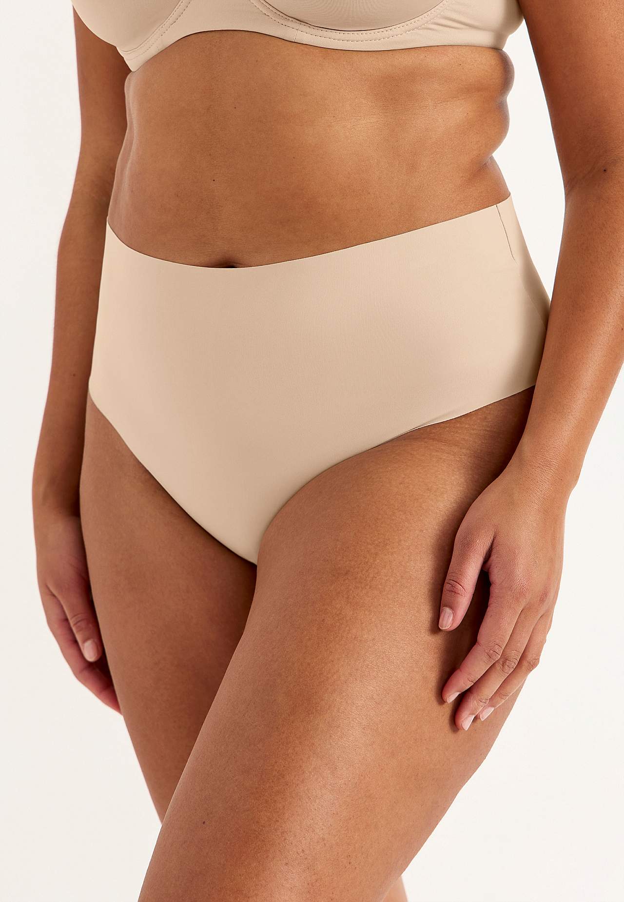 Brasiilia lõikega aluspüksid 2 tk pakis