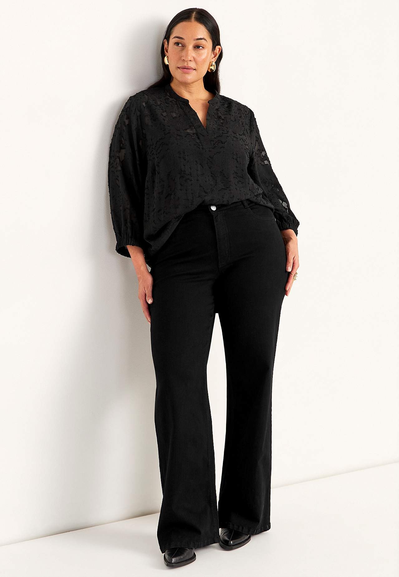 Žakaarkoelisest kangast läbipaistev pluus
