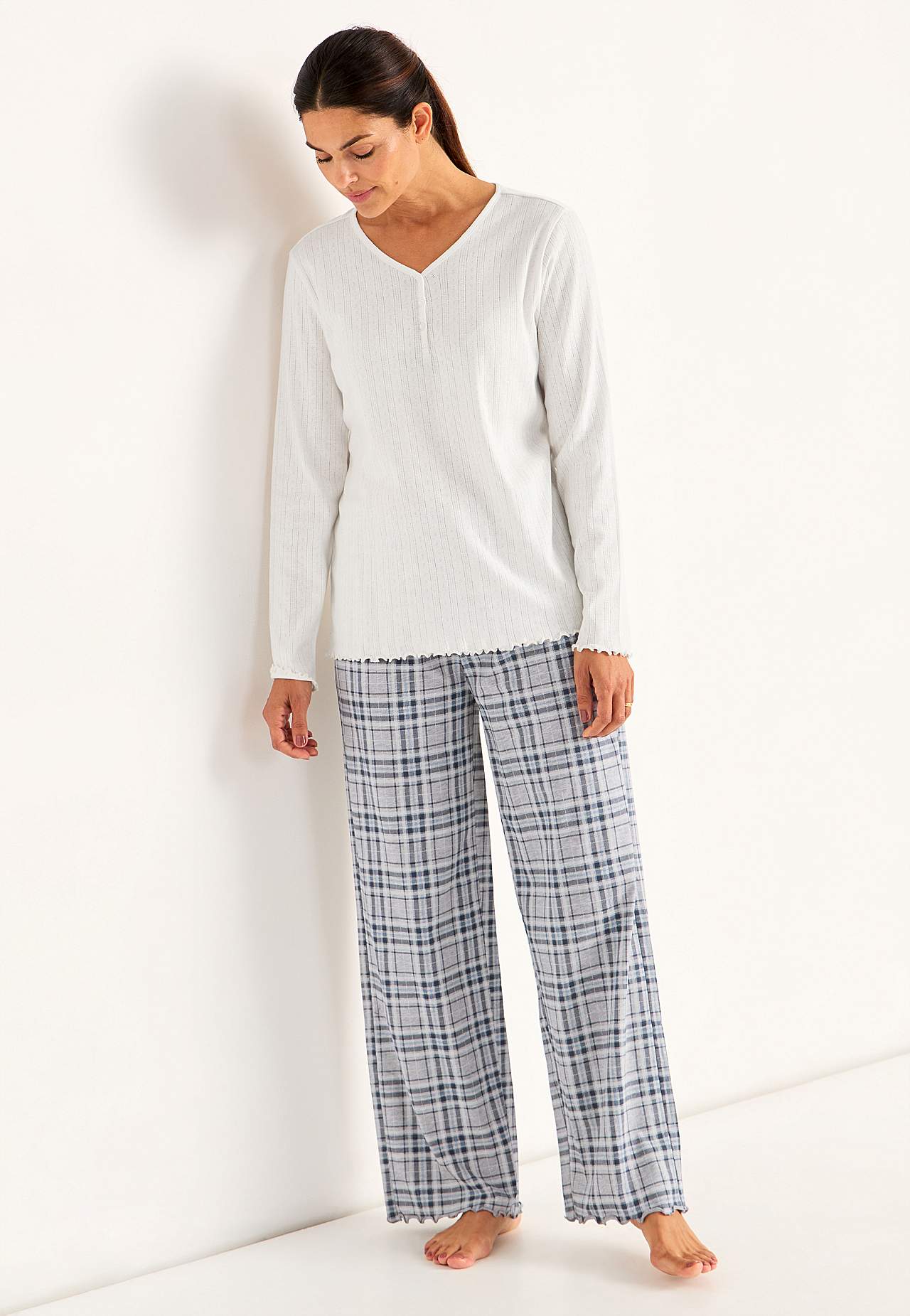 Kaheosaline pidžaama