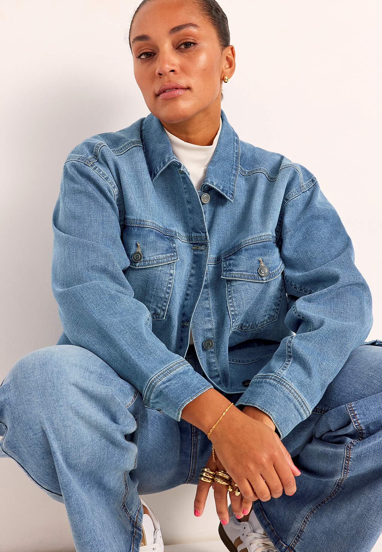 Pikk elastne teksajakk