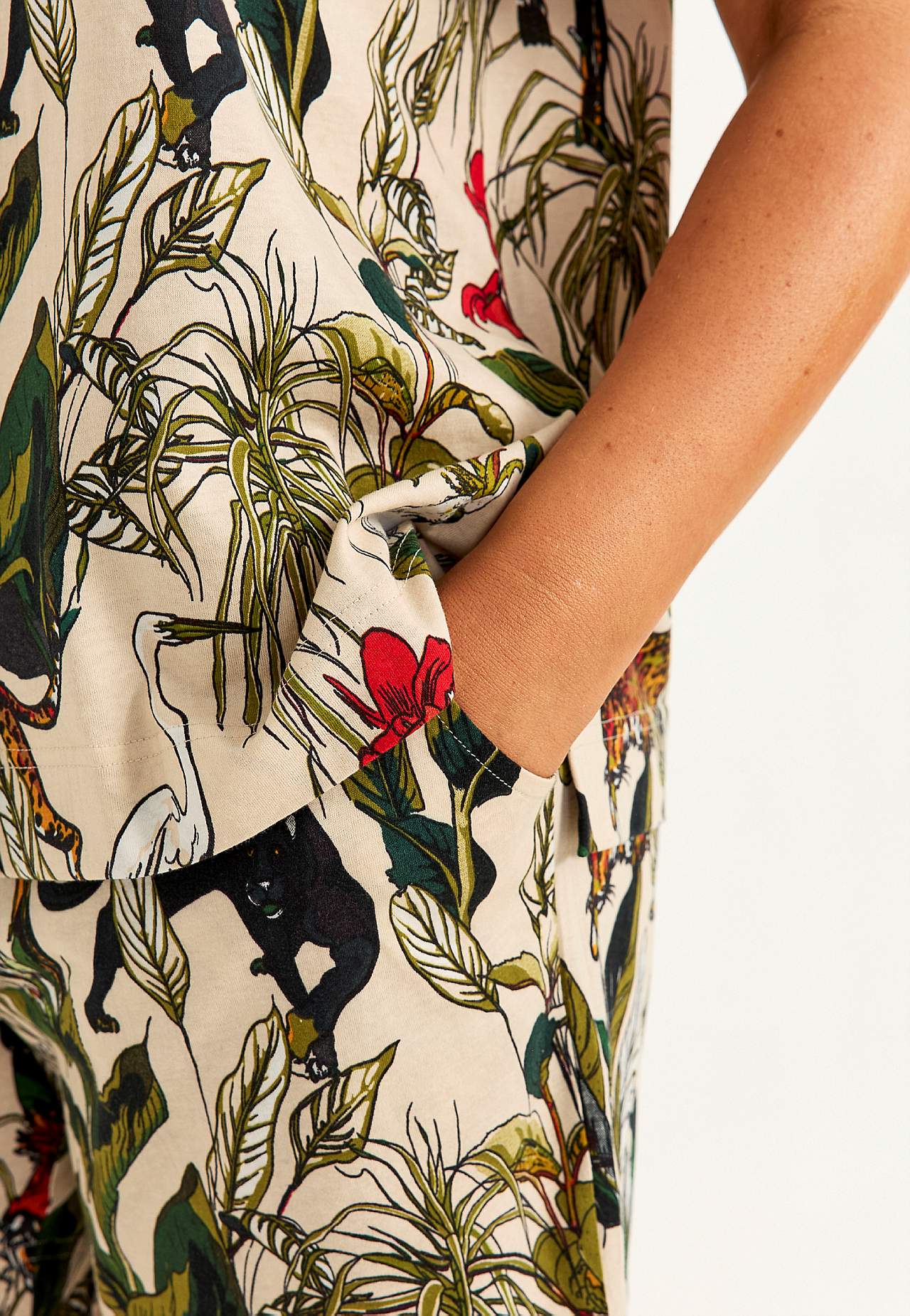 Mustriline pidžaama