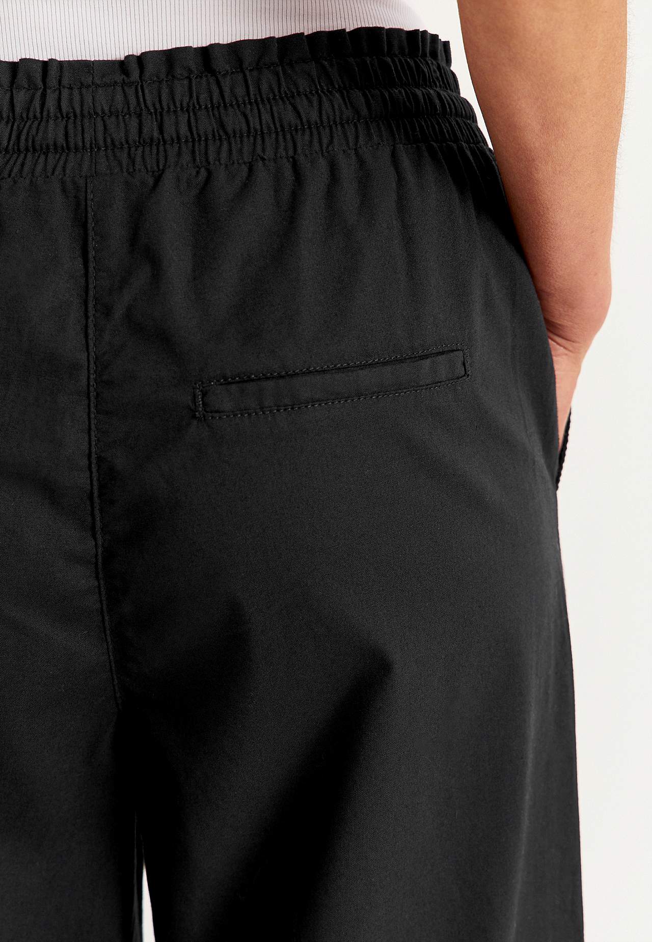 Läbipestud puuvillakangast püksid