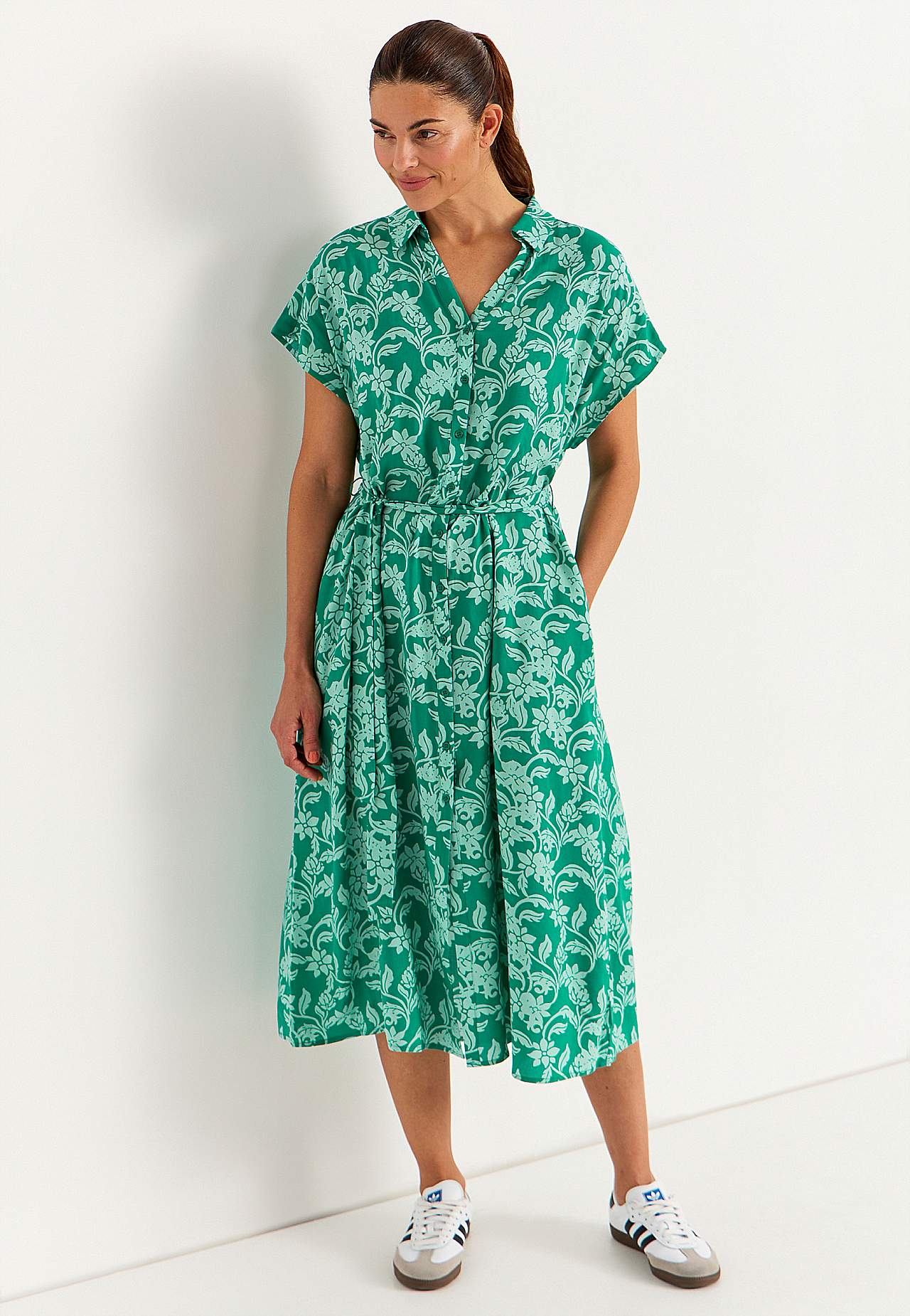 Taskutega särkkleit