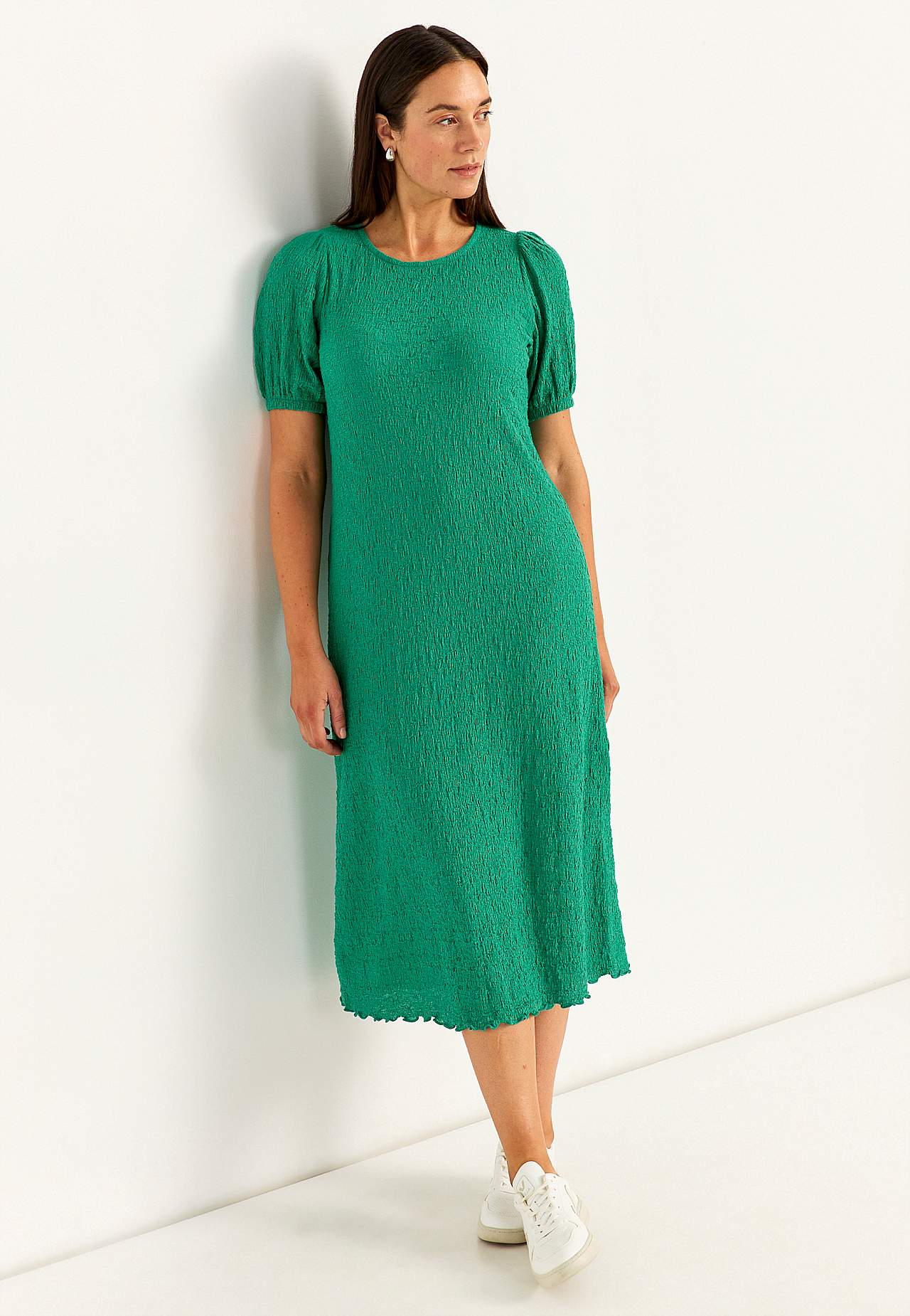 Tekstuurse koega trikotaažkleit