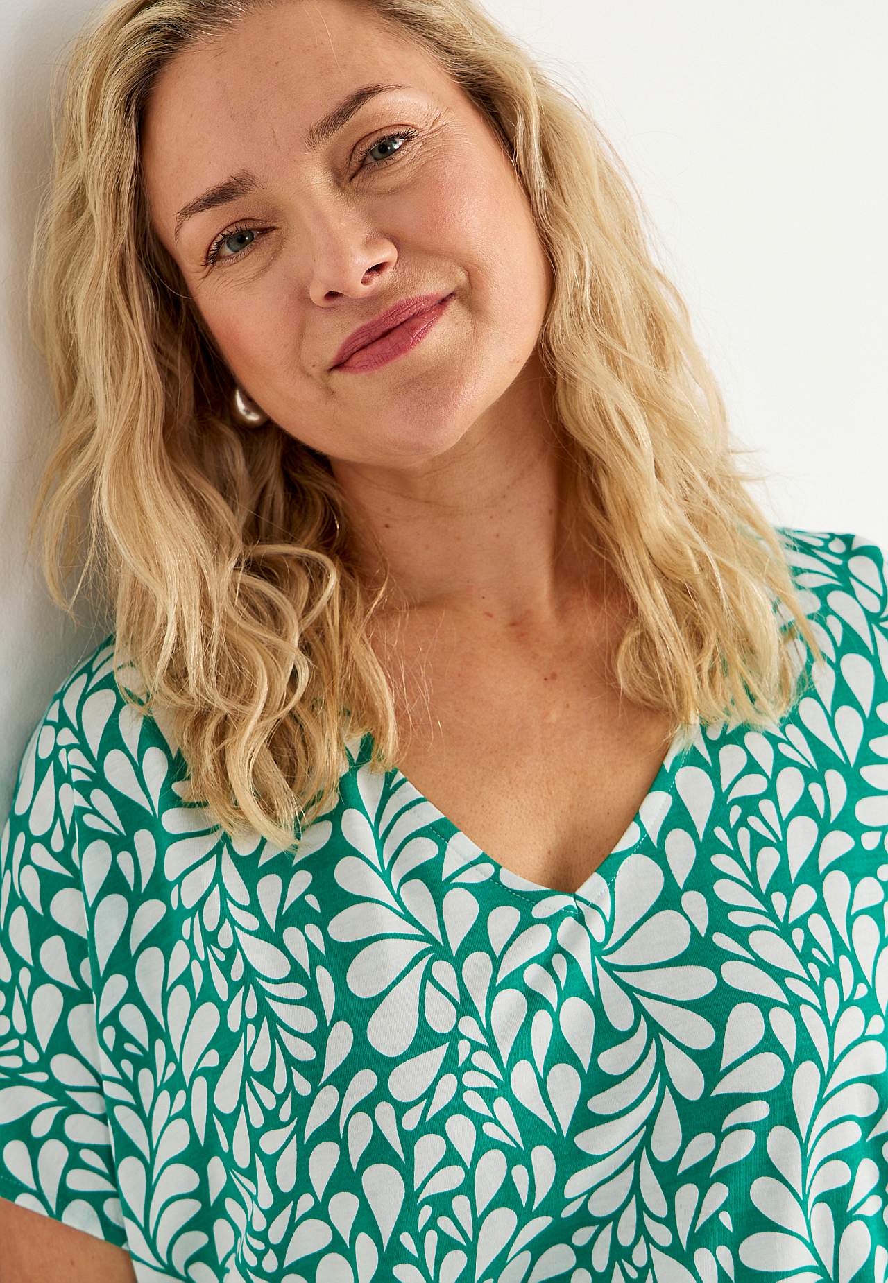 Lühikeste varrukatega trikotaažist topp