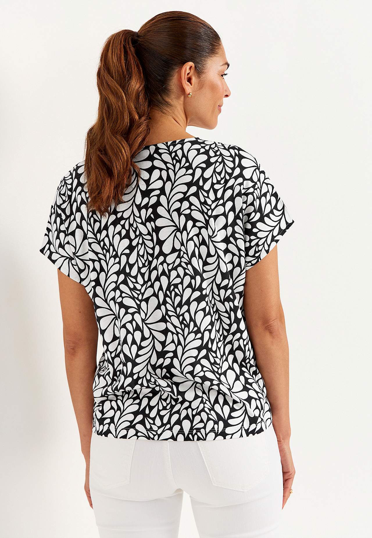 Lühikeste varrukatega trikotaažist topp