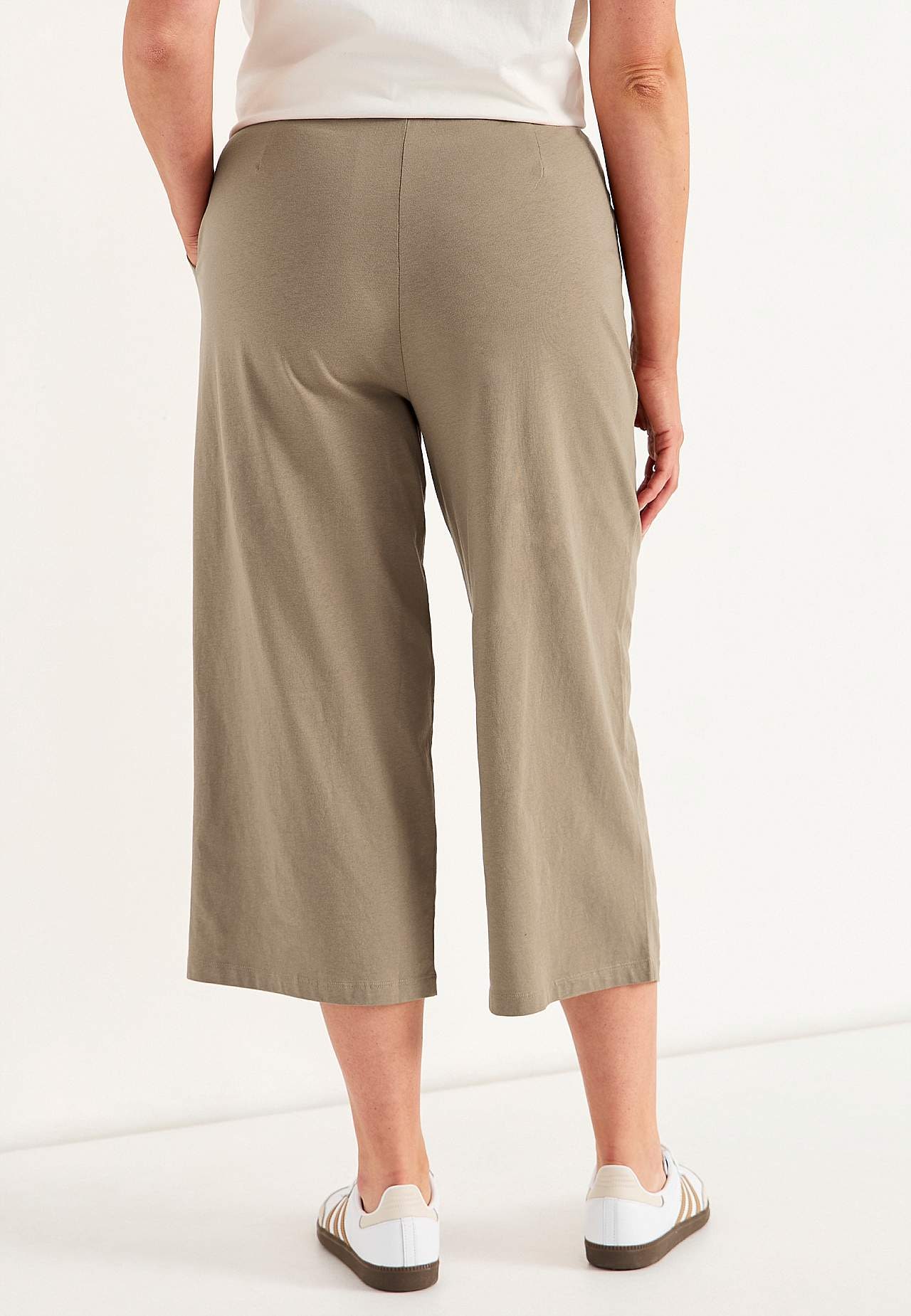 Taskutega Culotte-püksid orgaanilisest puuvillast