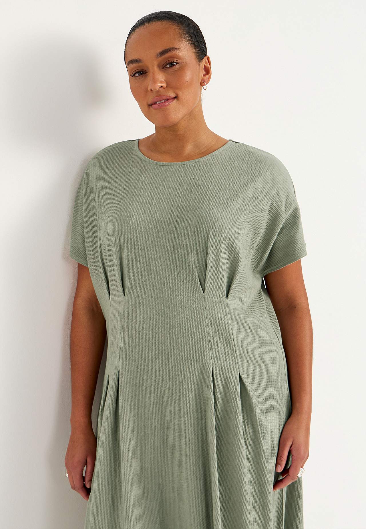 Kortsulisest puuvillasest trikotaažist kleit