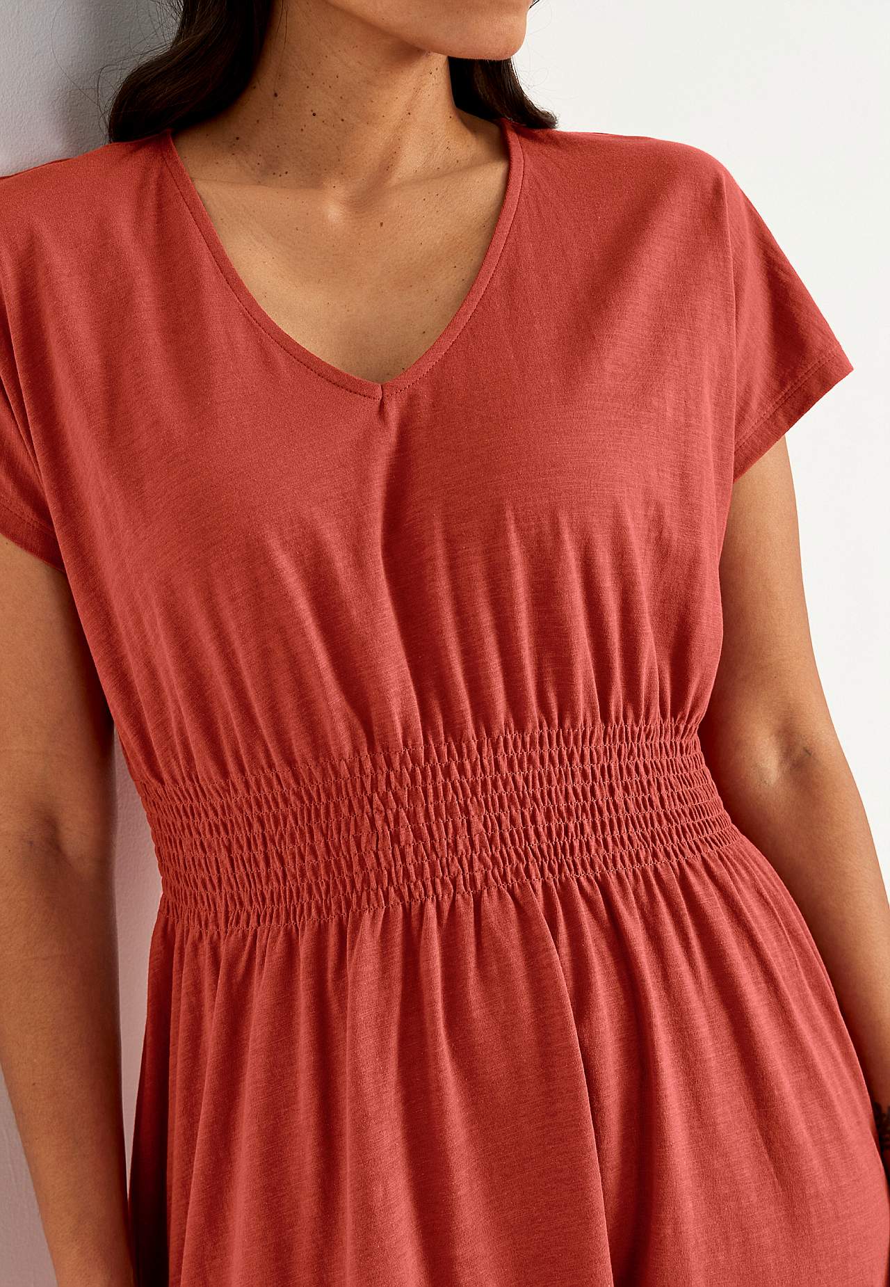 Trikotaažkleit kroogetega