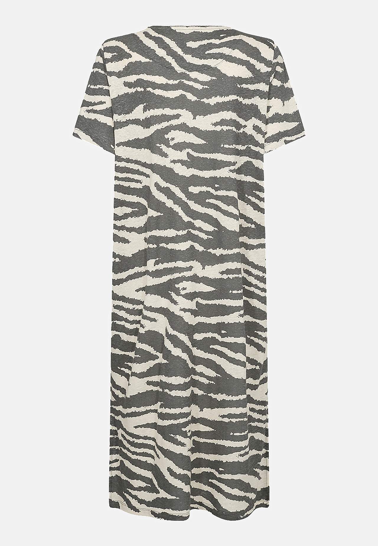 Mustriline linane ja Tencel® kleit