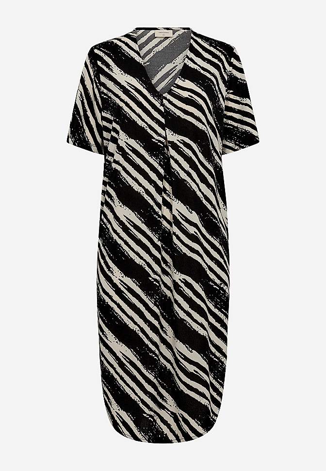 Mustriline trikotaažkleit