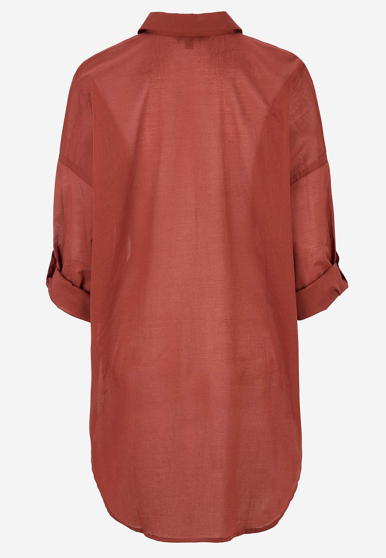 Rannasärk üleskeeratavate varrukatega