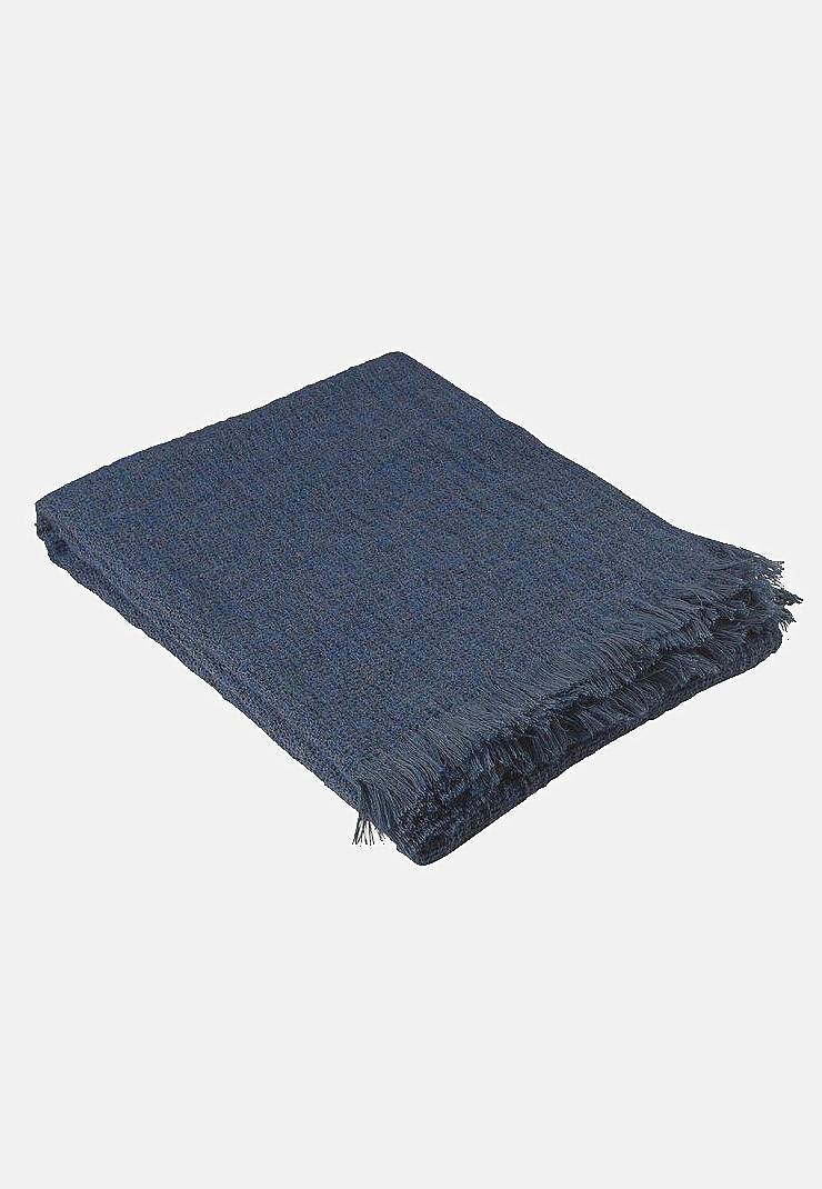 Vahvlimustriline pehme pleed Sandö
