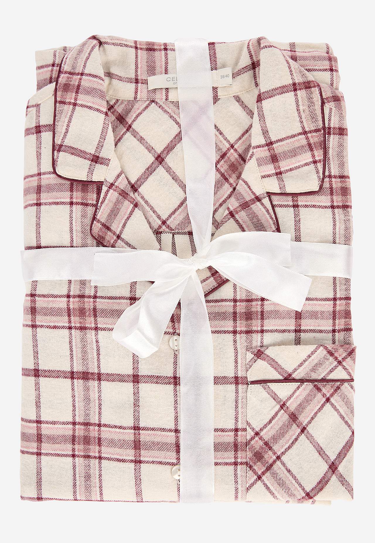 Ruudulisest flanellist pidžaama