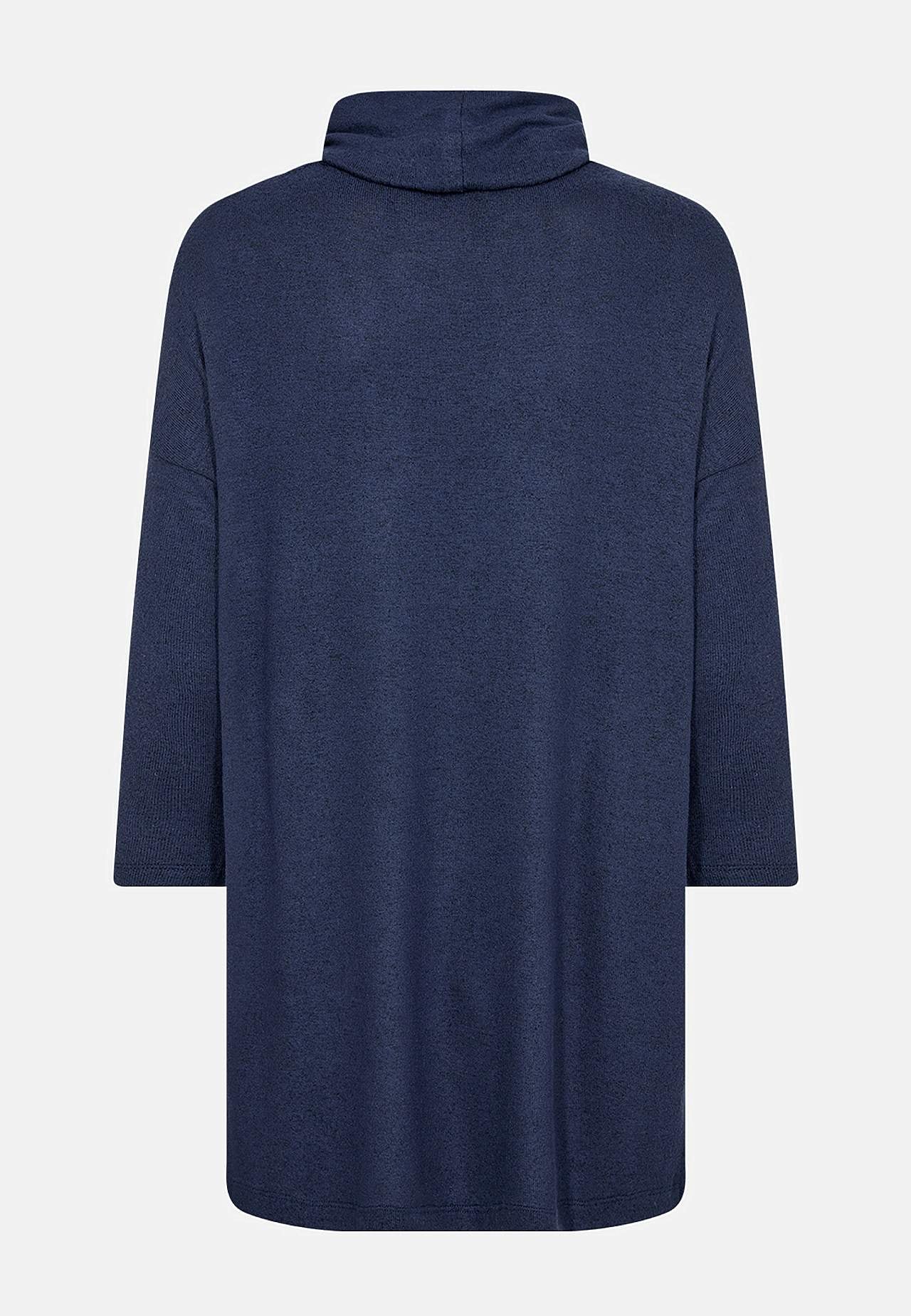 Pehmest trikotaažist tuunika