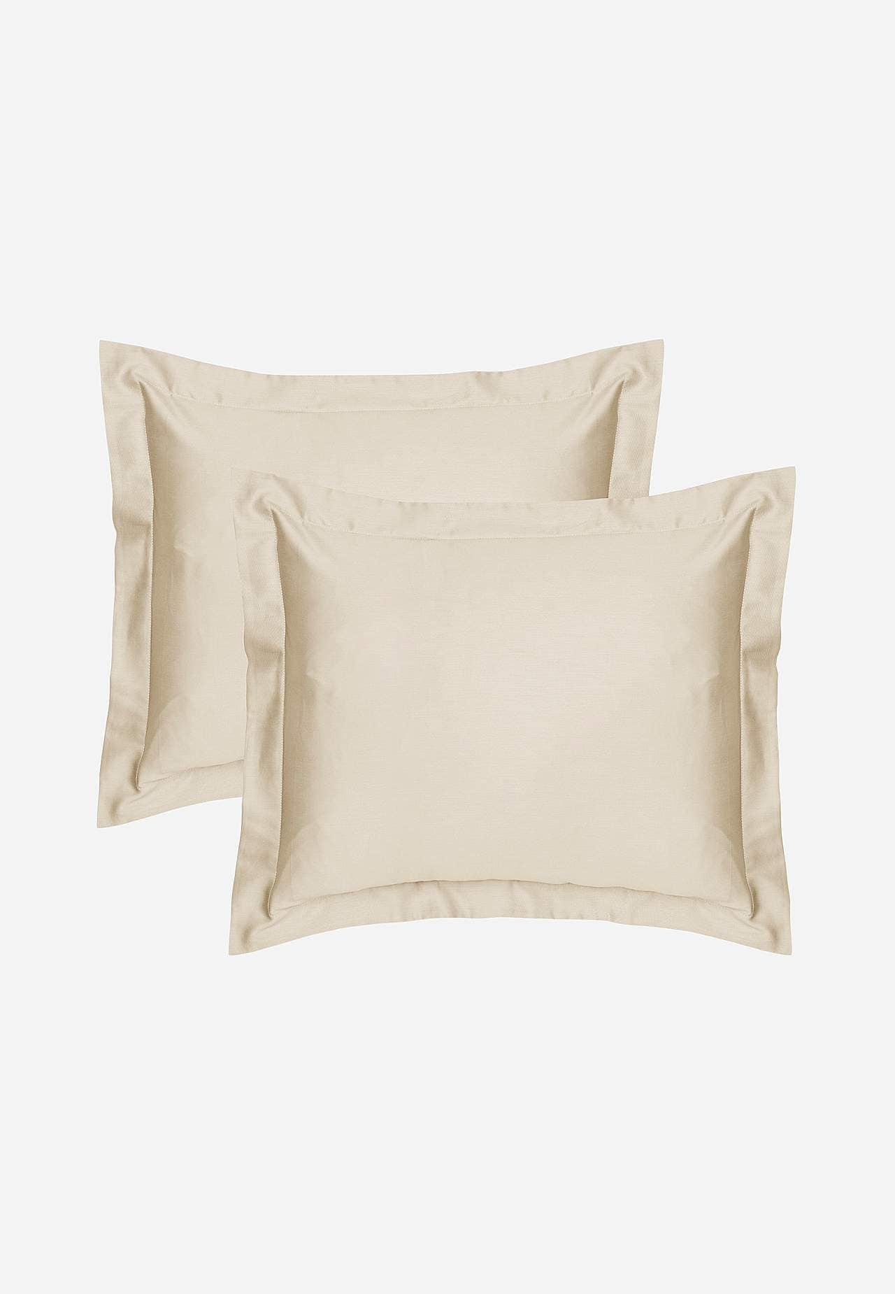 Volangiga satiinist padjapüür 50X60 cm 2 tk pakis