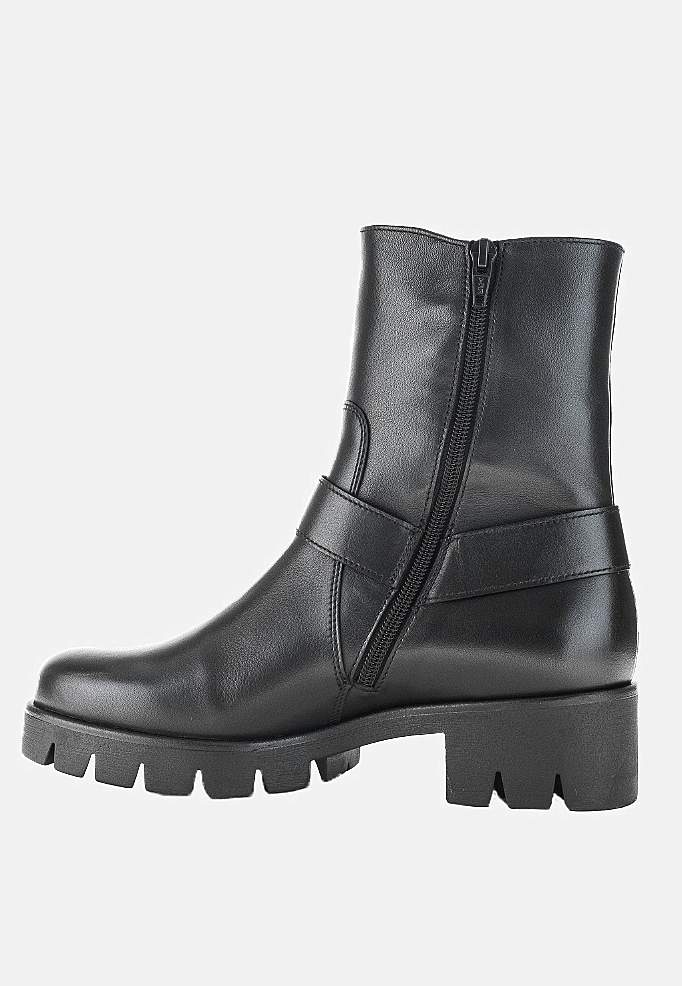 Tõmblukuga nahast saapad